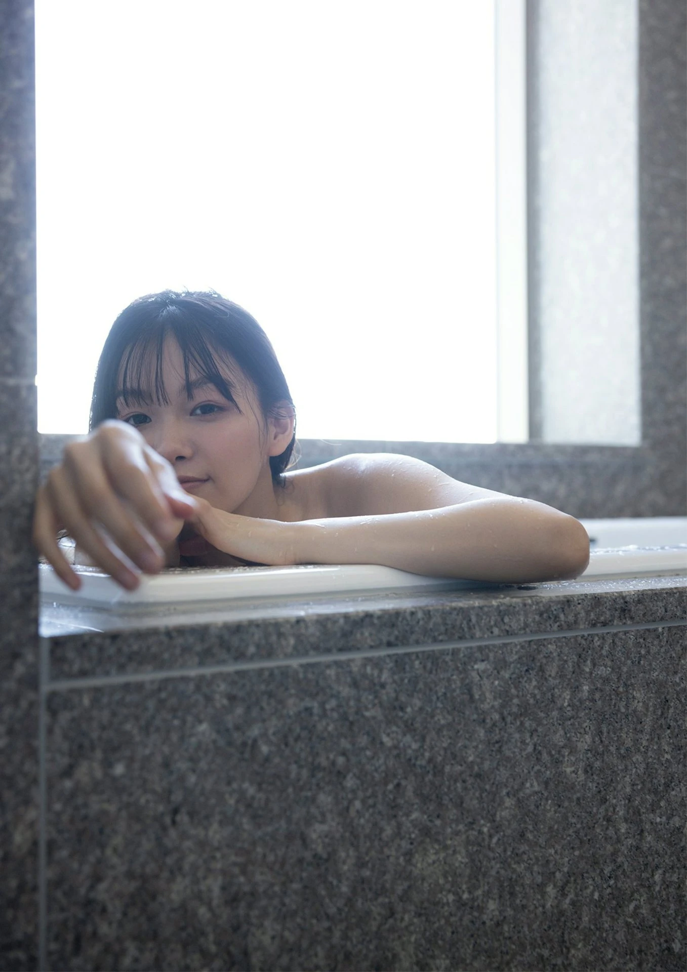 Haruna Yoshizawa 吉澤遥奈, BUBKAデジタル写真集 「Pureness」 - P89