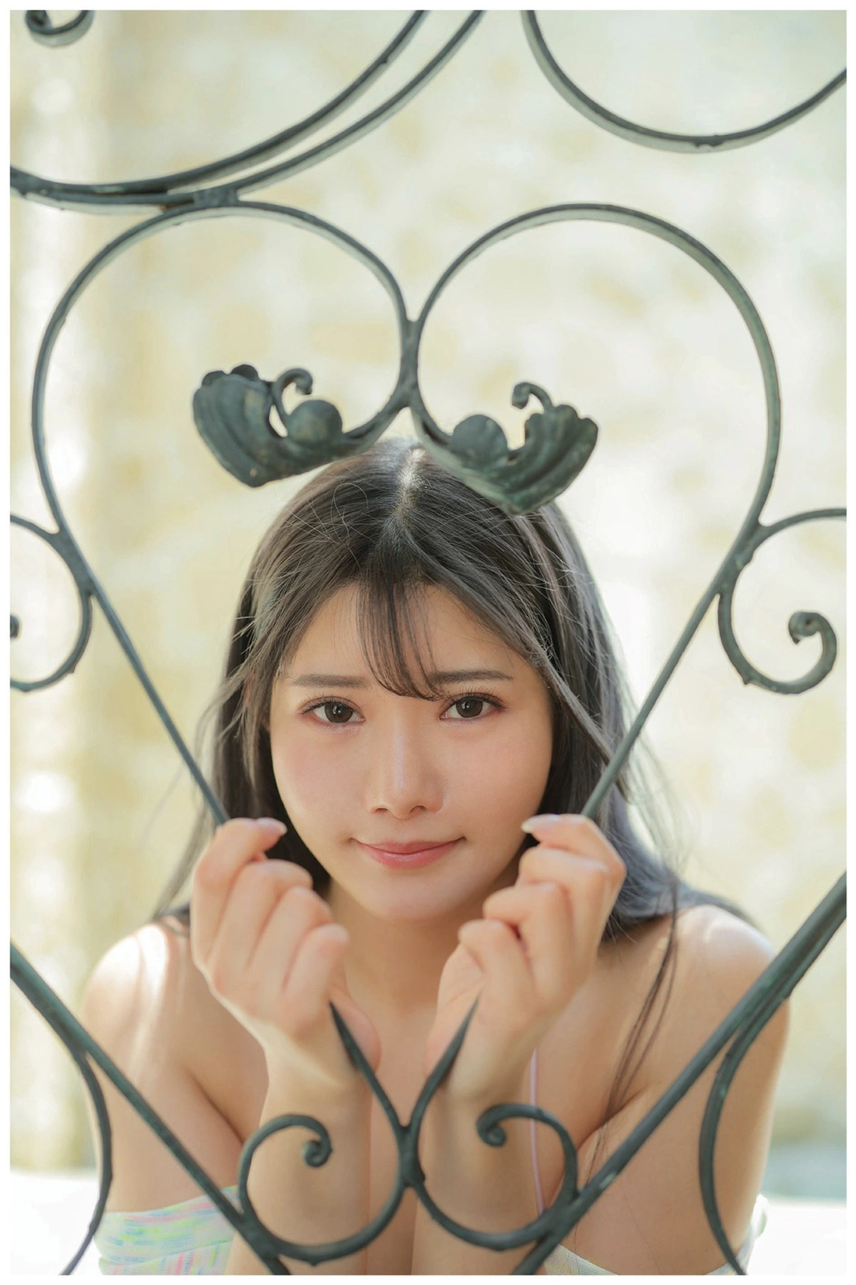 Mahiru Sakura 櫻茉日, 櫻茉日オフィシャルヌード写真集 優美 ゆうび - P10