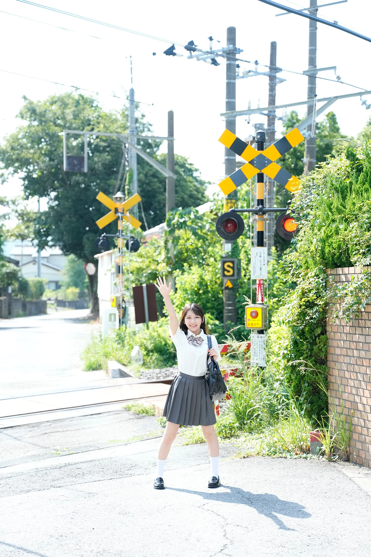 Toumi 十味, デジタル写真集 「ゼロイチ学園 シーズン２」 - P2
