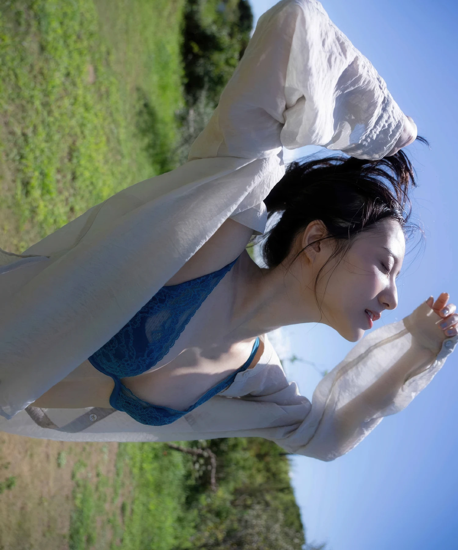 Riho Takada 高田里穂, 写真集 「Eternal Heroine 永遠のヒロイン」 - P36