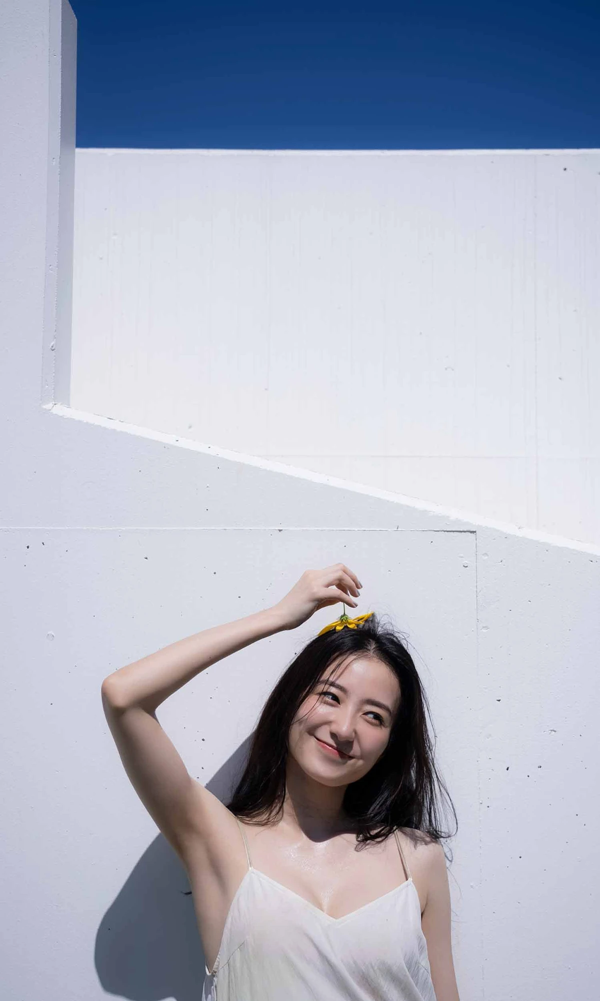 Riho Takada 高田里穂, 写真集 「Eternal Heroine 永遠のヒロイン」 - P81