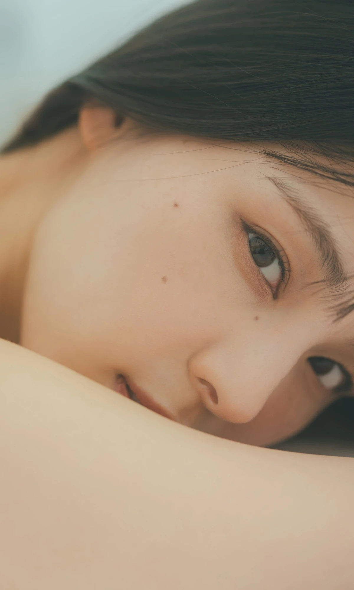 Iori Sagara 相楽伊織, 写真集 「more and more」 - P57