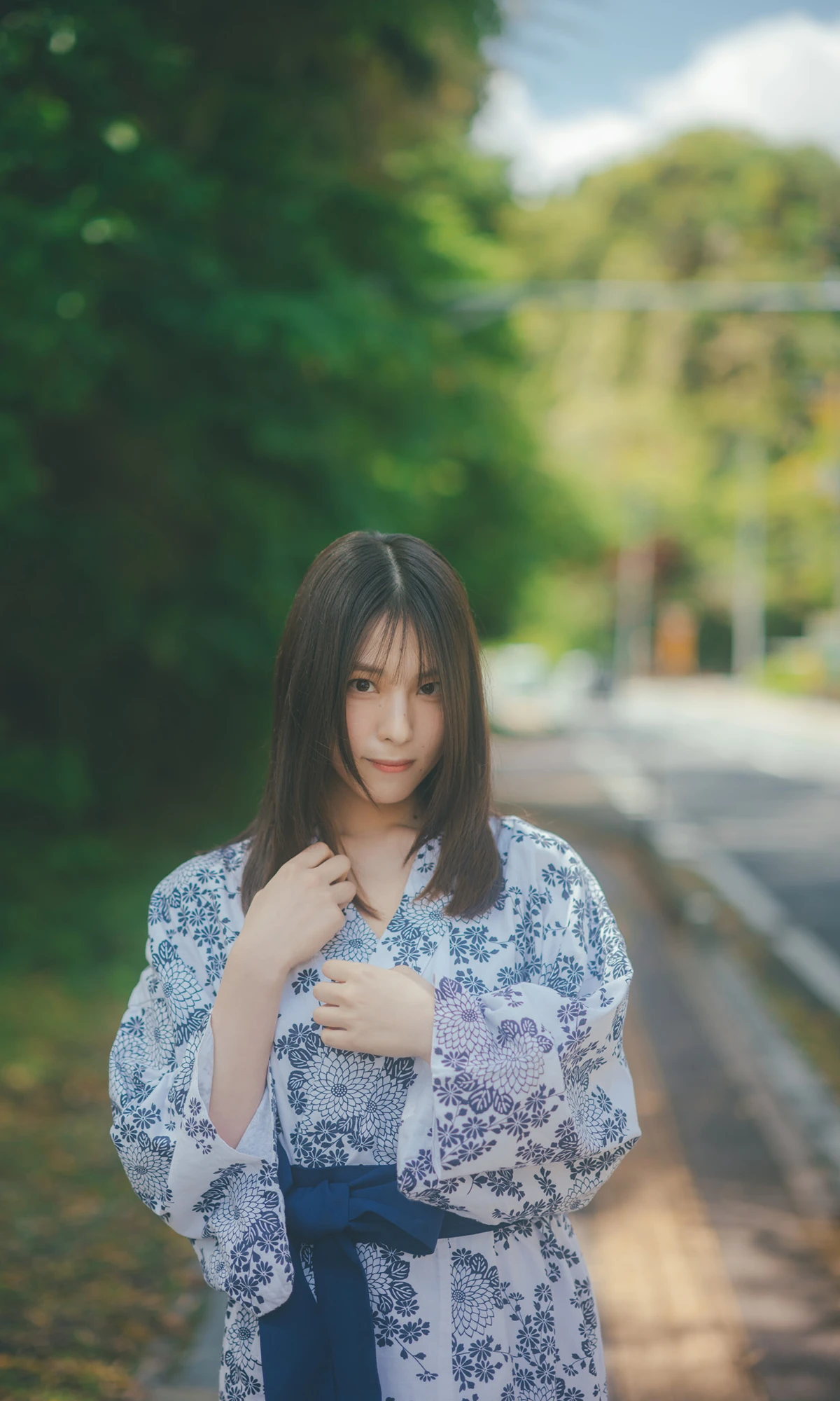 Iori Sagara 相楽伊織, 写真集 「more and more」 - P78