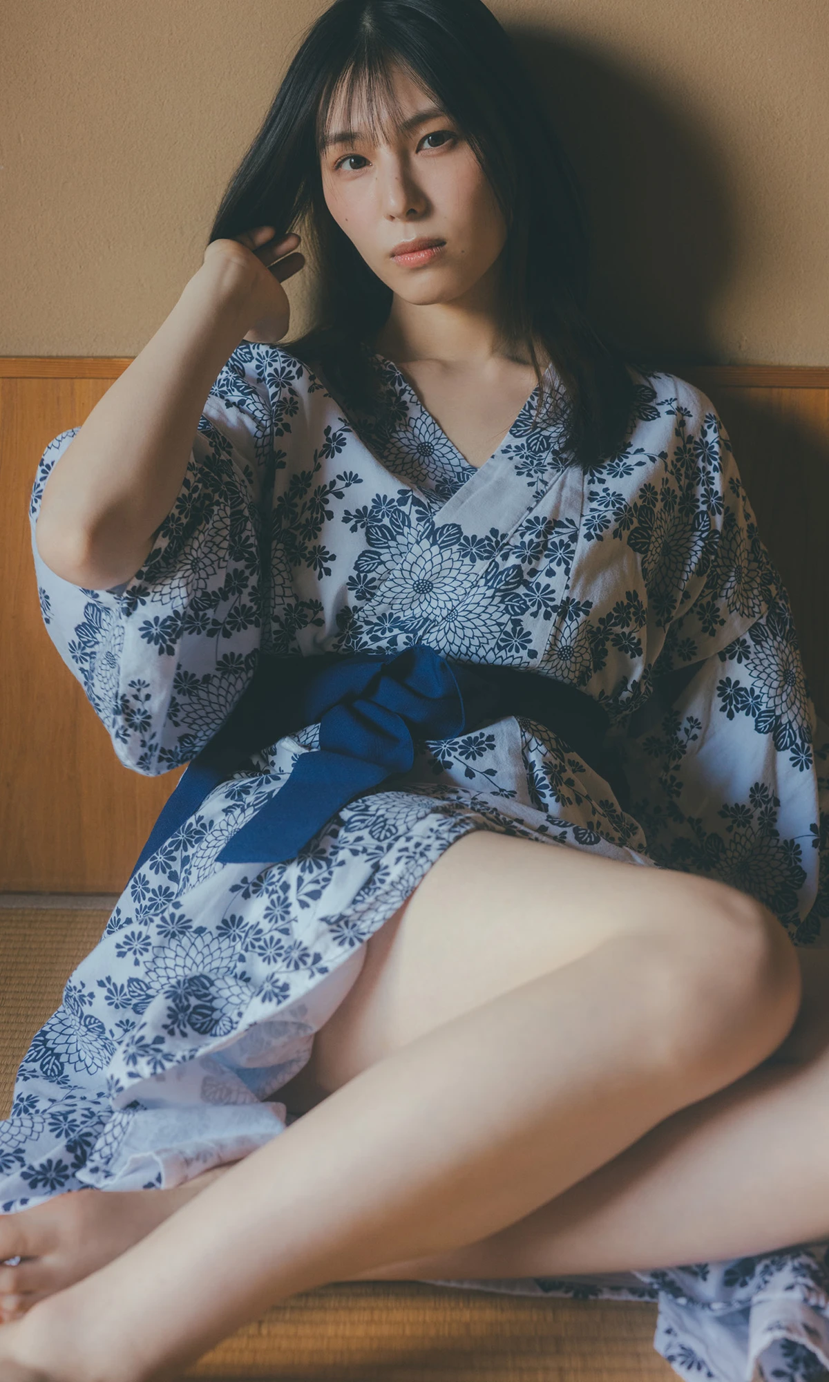 Iori Sagara 相楽伊織, 写真集 「more and more」 - P83