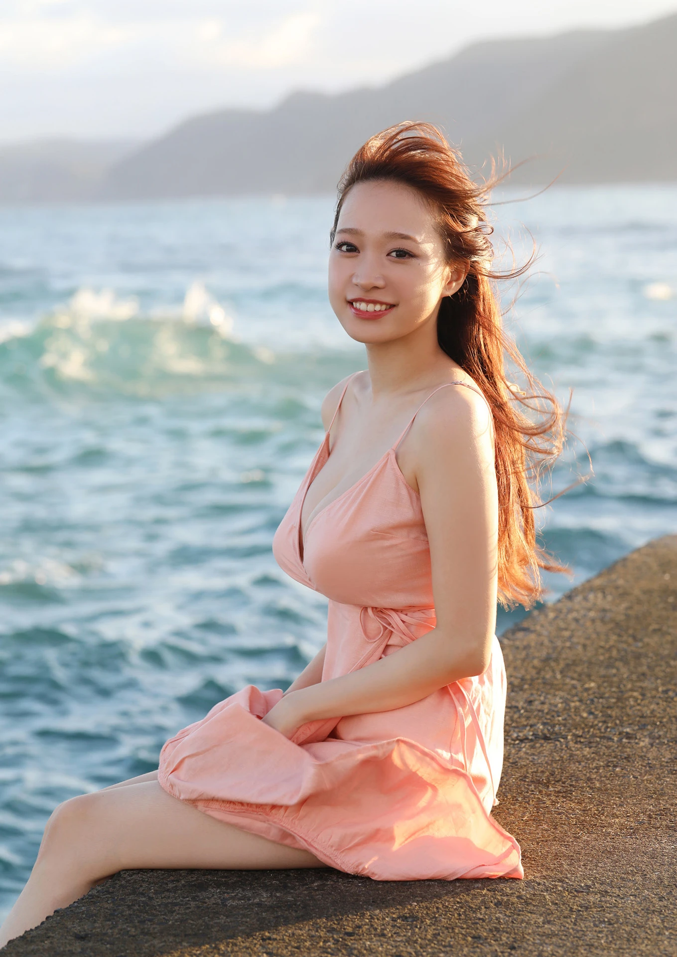 Haru Aoi 青井春, 写真集 スピ サン グラビアフォトブック 「Haru in Summer」 - P43