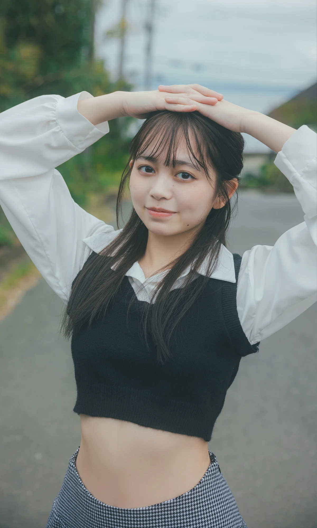 Mai Horai 蓬莱舞, 週プレ Photo Book 「See eye to eye」 - P2