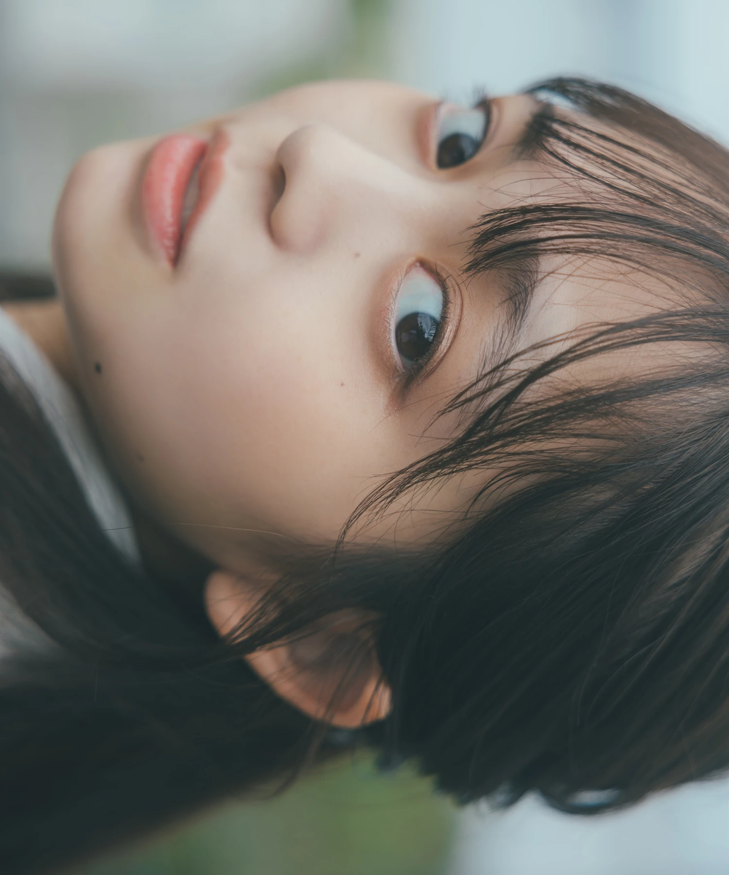 Mai Horai 蓬莱舞, 週プレ Photo Book 「See eye to eye」 - P4