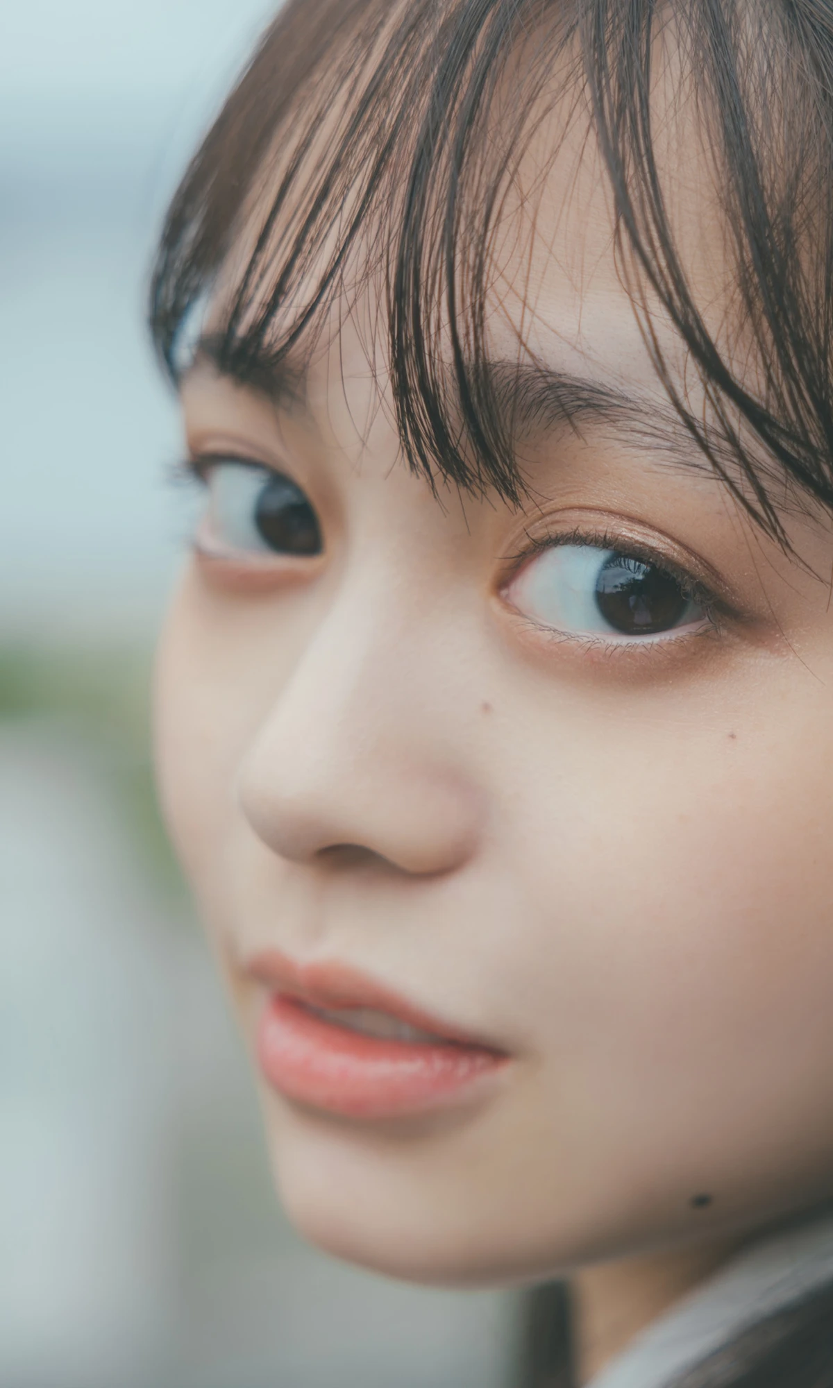 Mai Horai 蓬莱舞, 週プレ Photo Book 「See eye to eye」 - P5