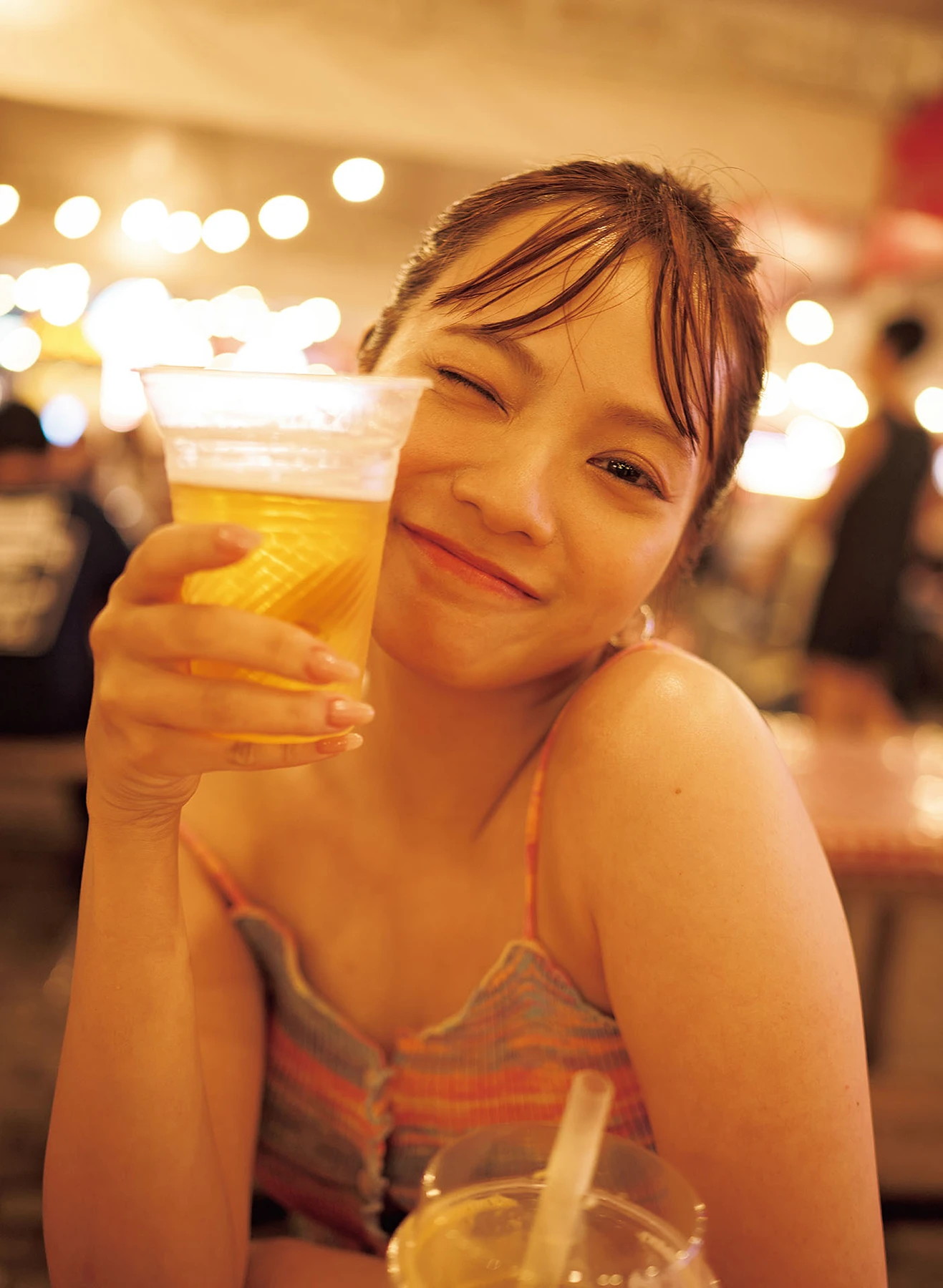 Miyata Manamo 宮田愛萌, 1st写真集 「Lilas」 特別アザーカット付き版 - P103