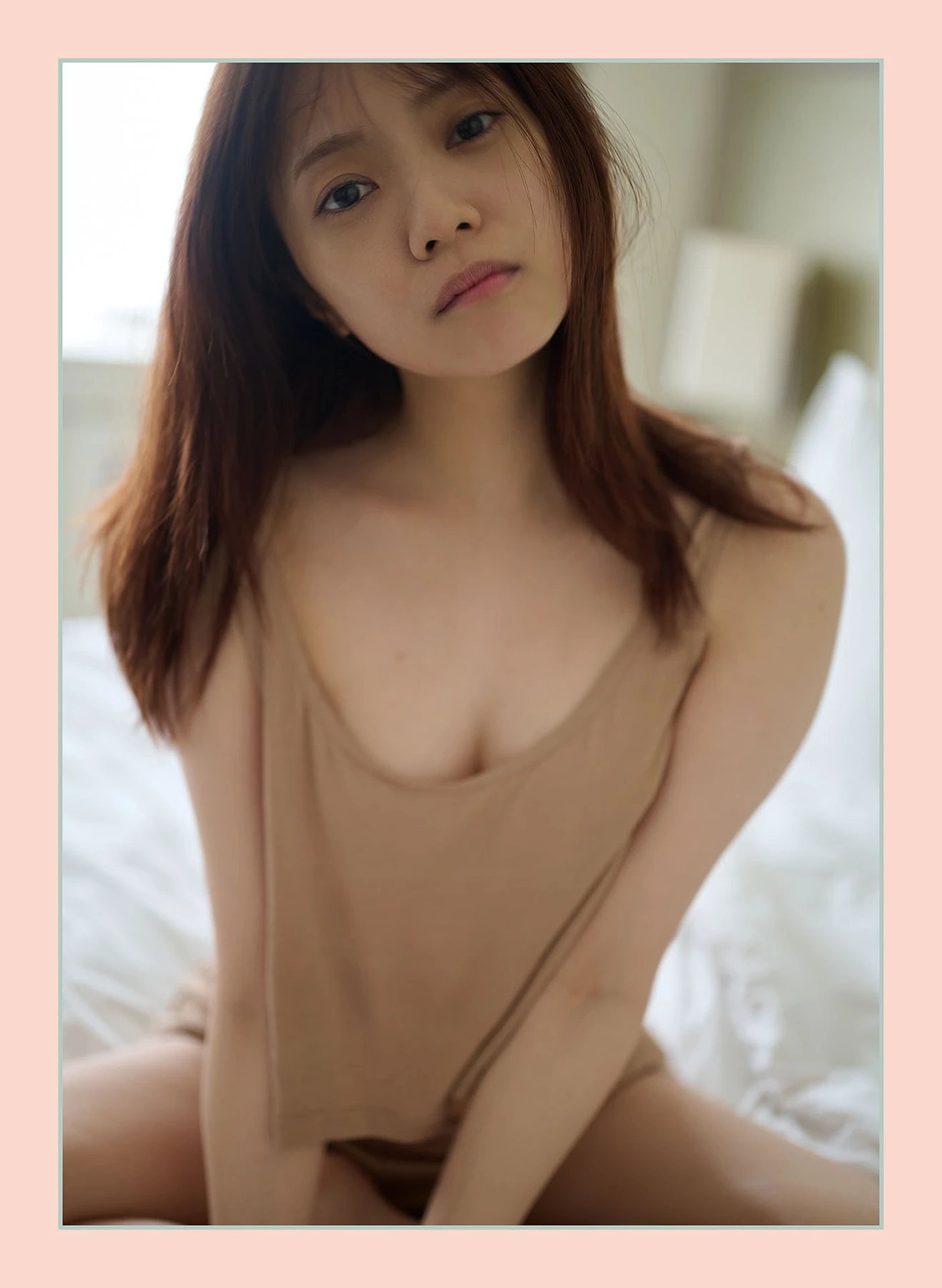 Miyata Manamo 宮田愛萌, 1st写真集 「Lilas」 特別アザーカット付き版 - P147