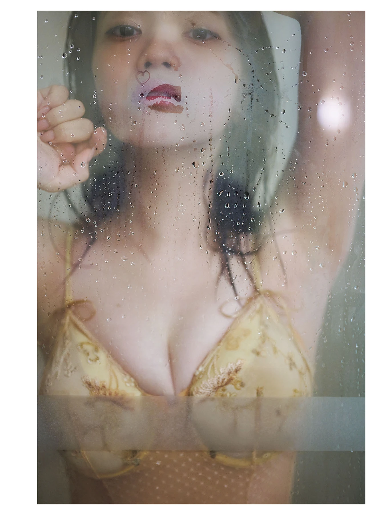Miyata Manamo 宮田愛萌, 1st写真集 「Lilas」 特別アザーカット付き版 - P30