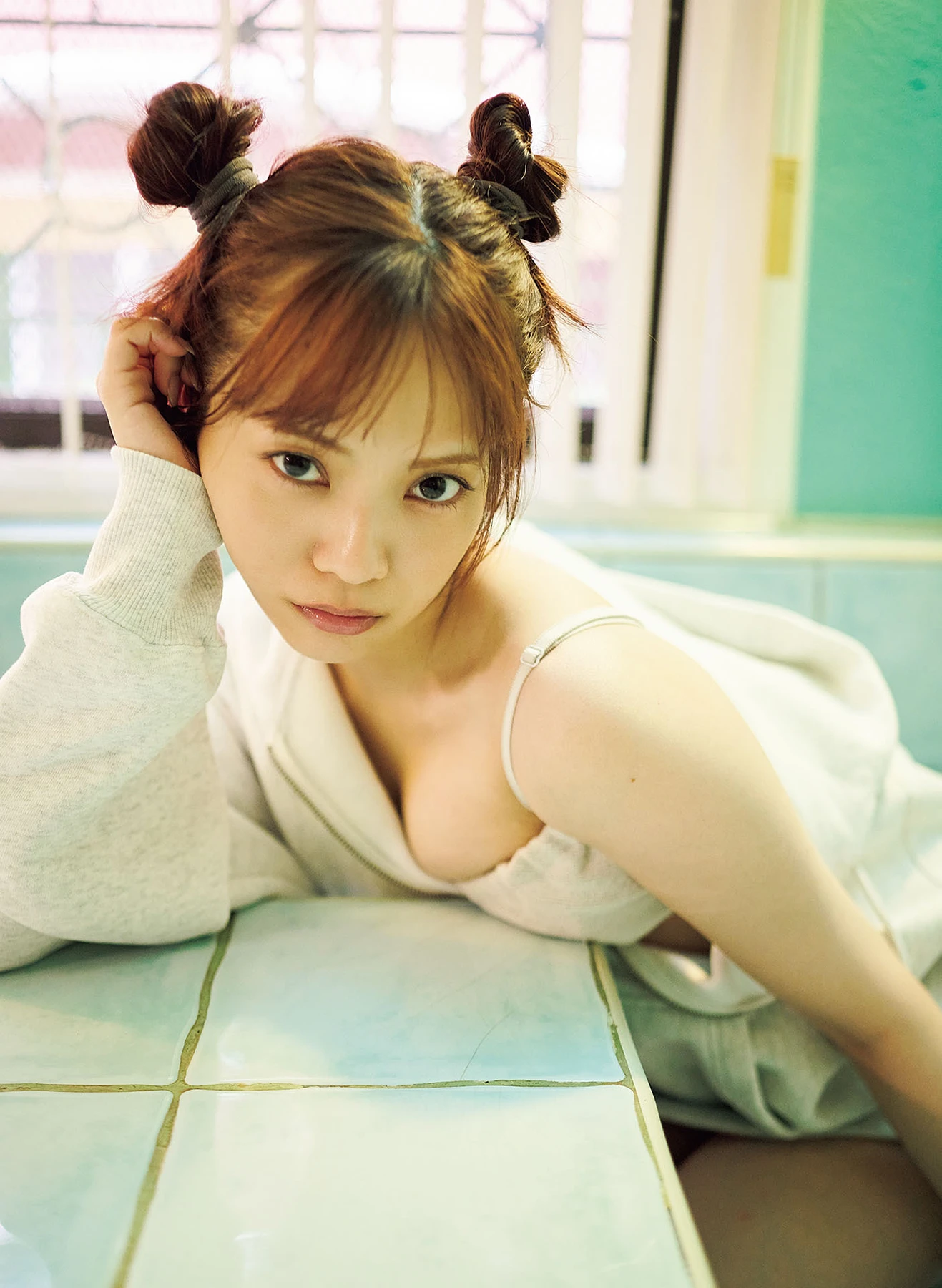 Miyata Manamo 宮田愛萌, 1st写真集 「Lilas」 特別アザーカット付き版 - P77