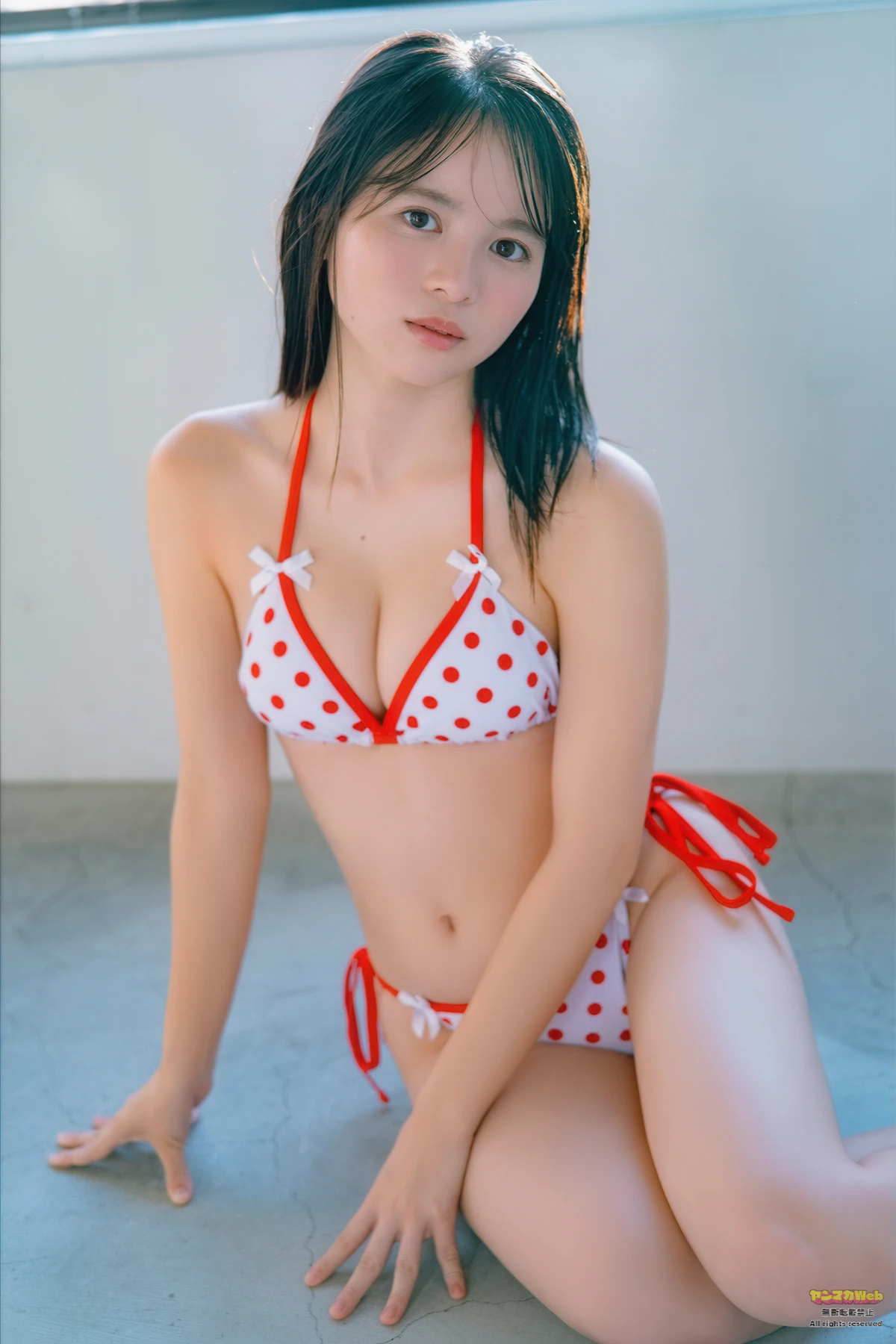 尾茂井奏良・太田しずく, Young Magazine 2026 No.18 (ヤングマガジン 2026年18号) - P49