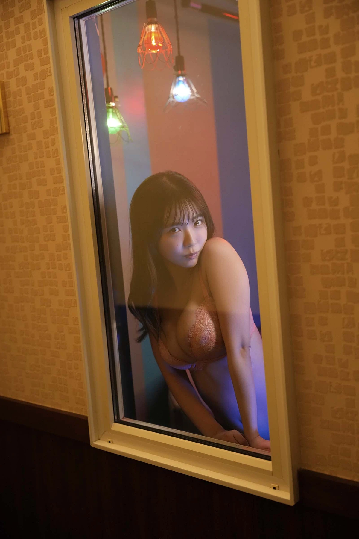 Kisumi Amau 天羽希純, デジタル写真集 「キスショット」 - P31