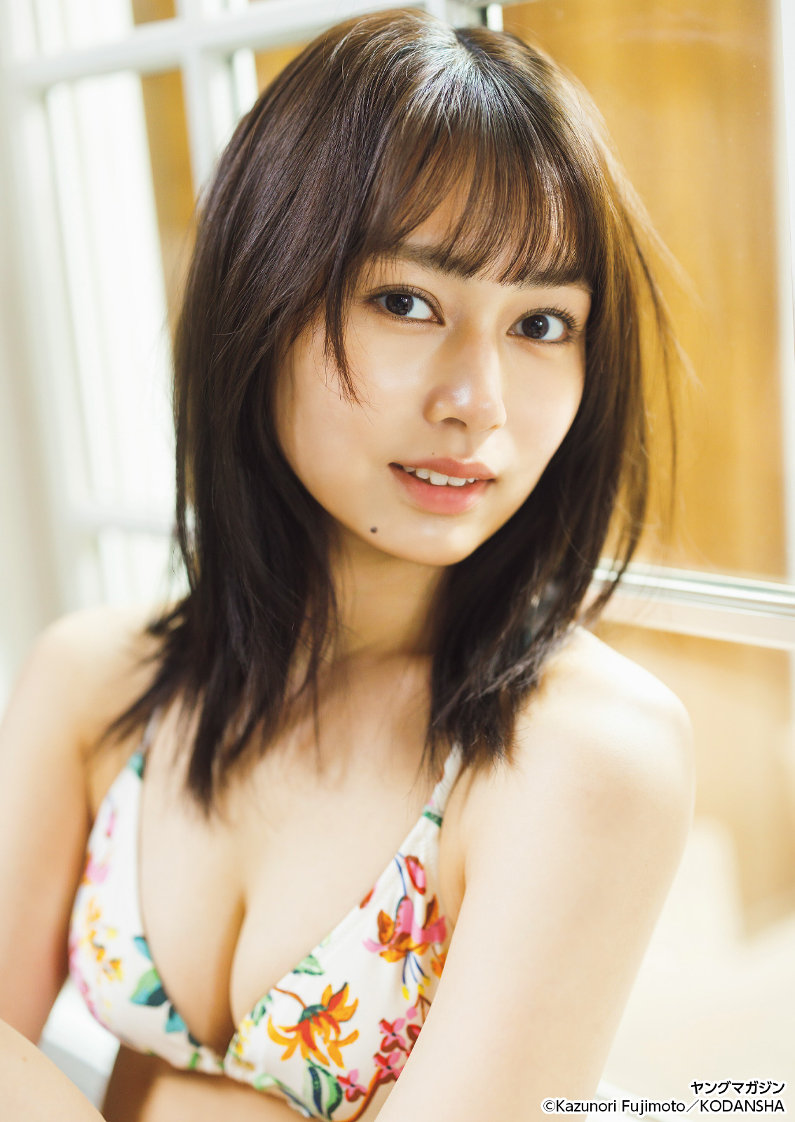 加藤玲菜・青野さくら, Young Magazine 2026 No.22-23 (ヤングマガジン 2026年22-23号) - P51