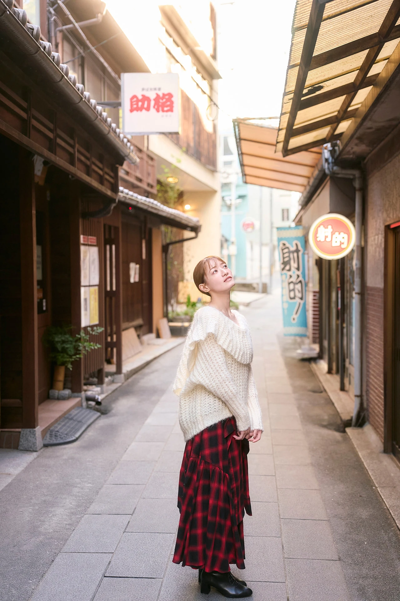 Kana Nakada 中田花奈, デジタル写真集 「花ほころぶ」 - P74