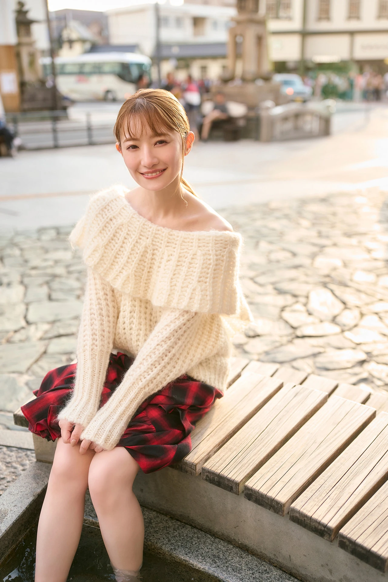 Kana Nakada 中田花奈, デジタル写真集 「花ほころぶ」 - P76