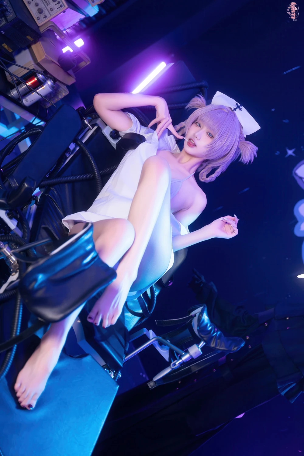 Cosplay 柒柒要乖哦 – 彻夜之歌 护士服小荠 - P22