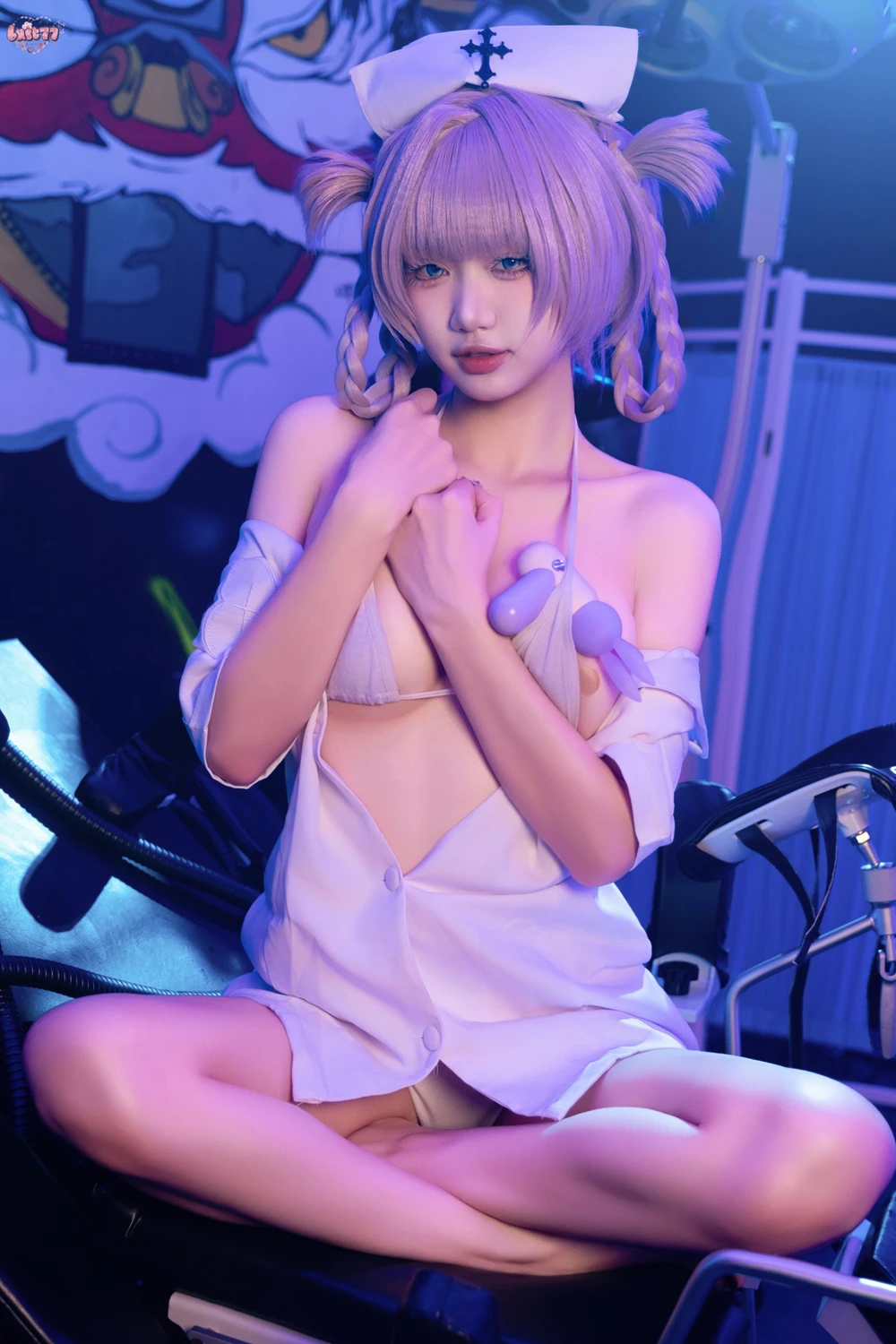 Cosplay 柒柒要乖哦 – 彻夜之歌 护士服小荠 - P27