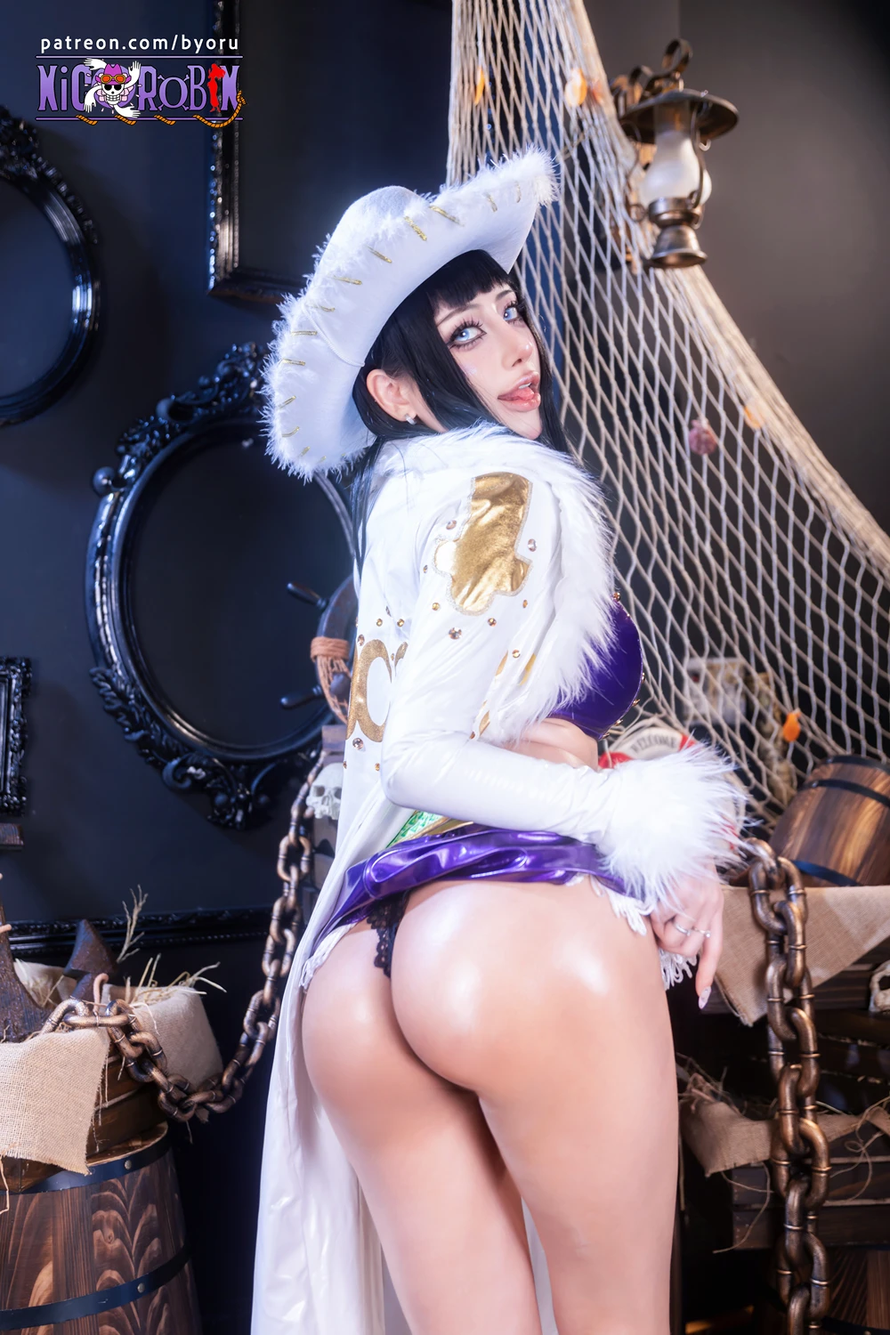 Cosplay 日本性感萝莉Byoru – 海贼王 妮可·罗宾 - P8