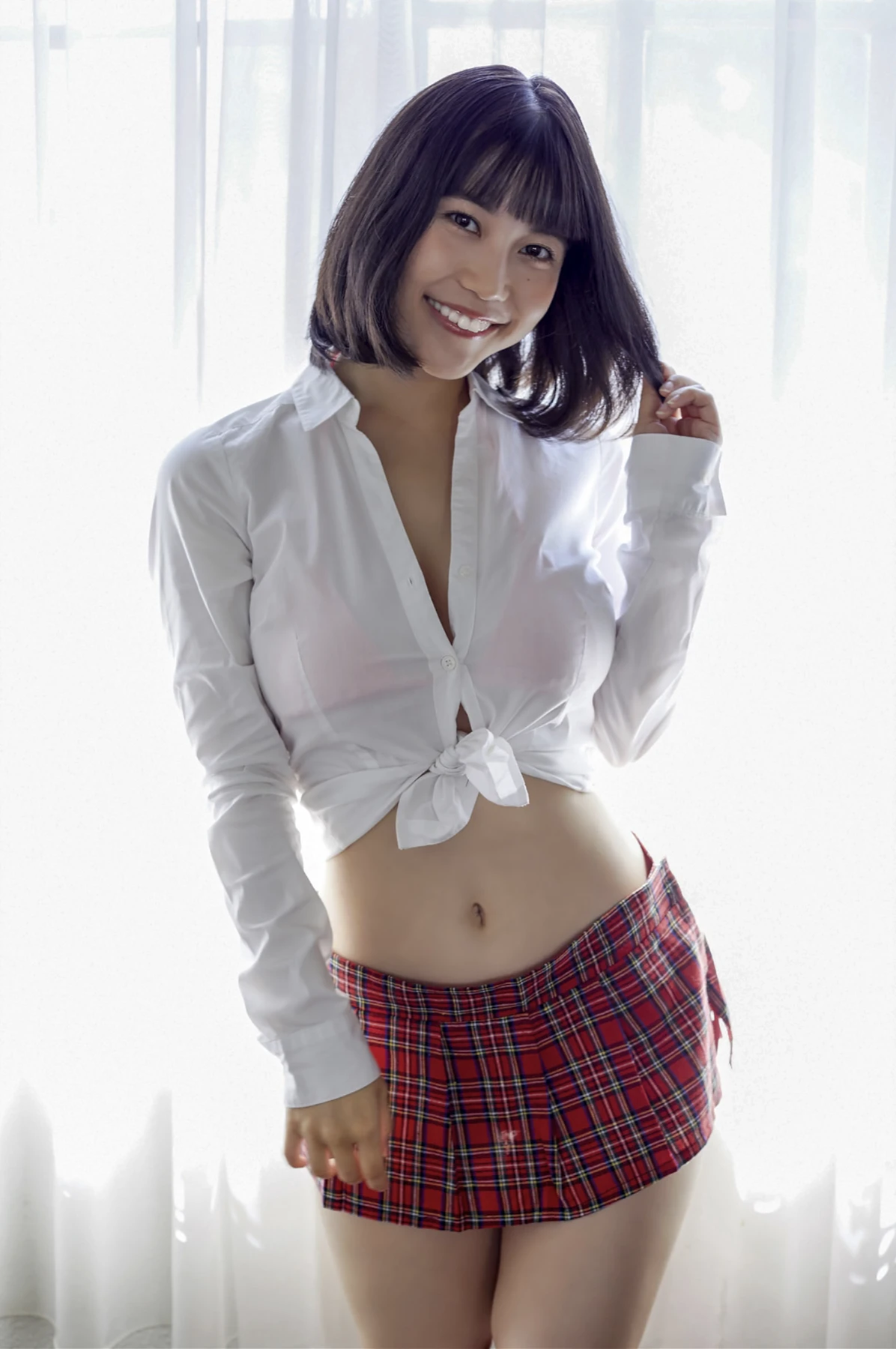 Io Iori 伊織いお, 写真集 BEST Vol.1 必撮！まるごと☆ 「Heart Open」 - P2