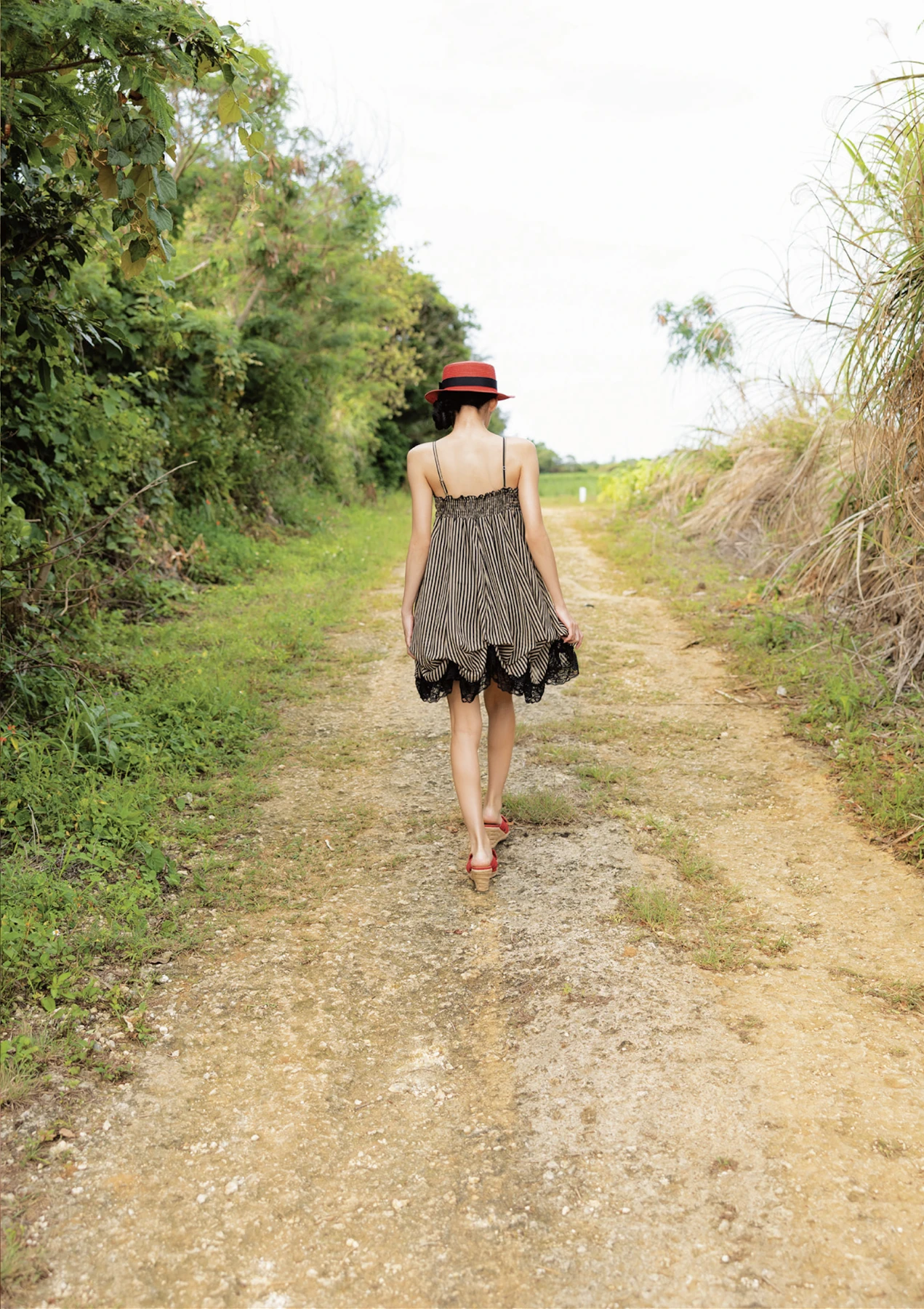 Umi Yatsugake 八掛うみ, アサ芸SEXY女優写真集 「She Loves You」 - P104