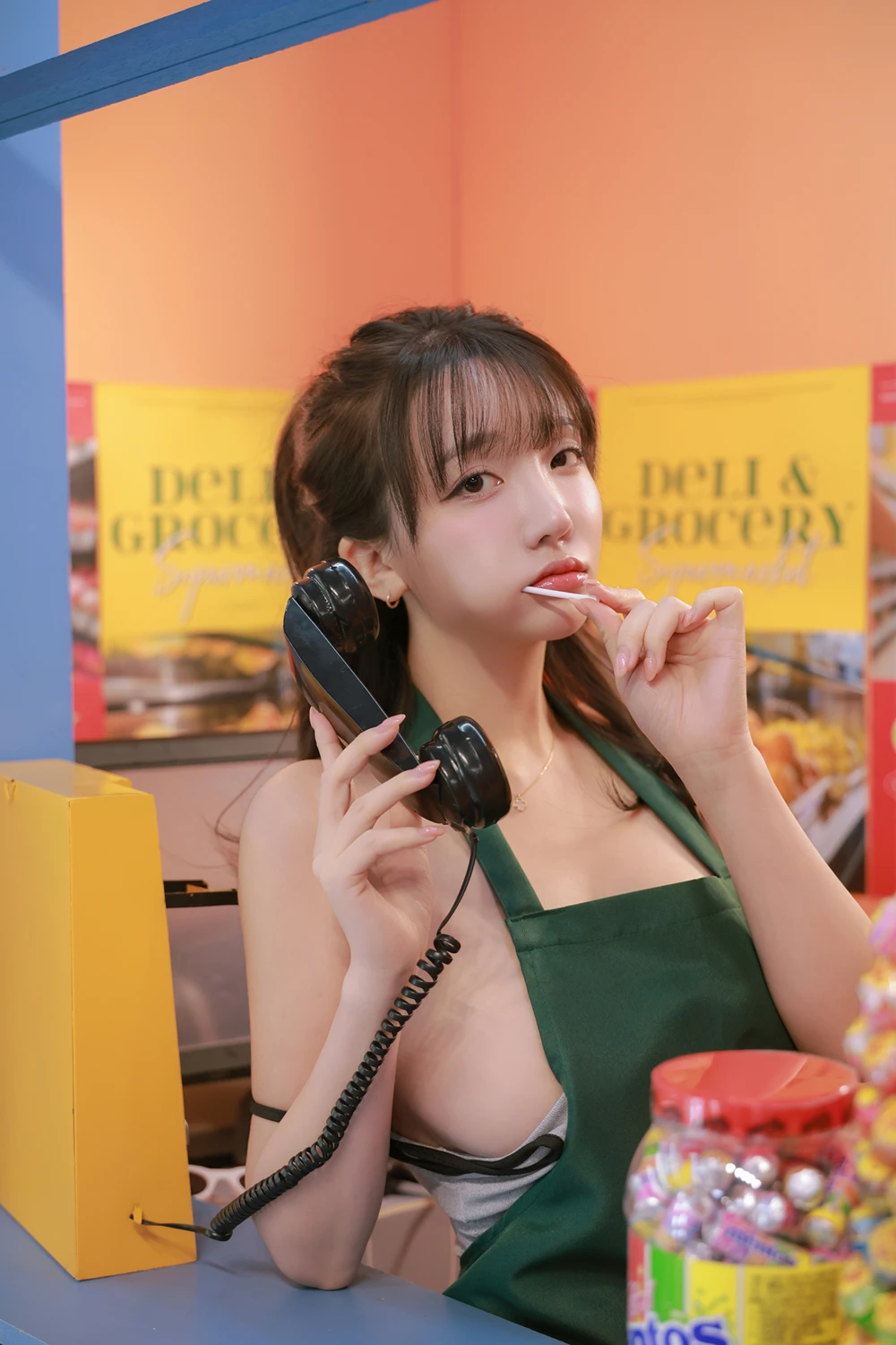 Son Yeeun 손예은 – Photobook 「Night Shift」 - P17