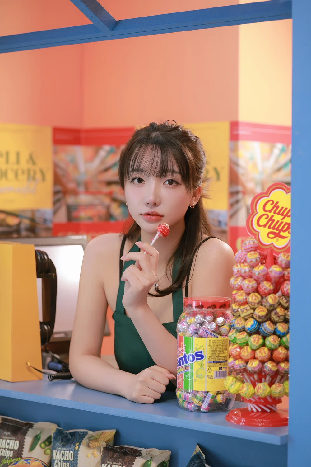 Son Yeeun 손예은 – Photobook 「Night Shift」 - P8