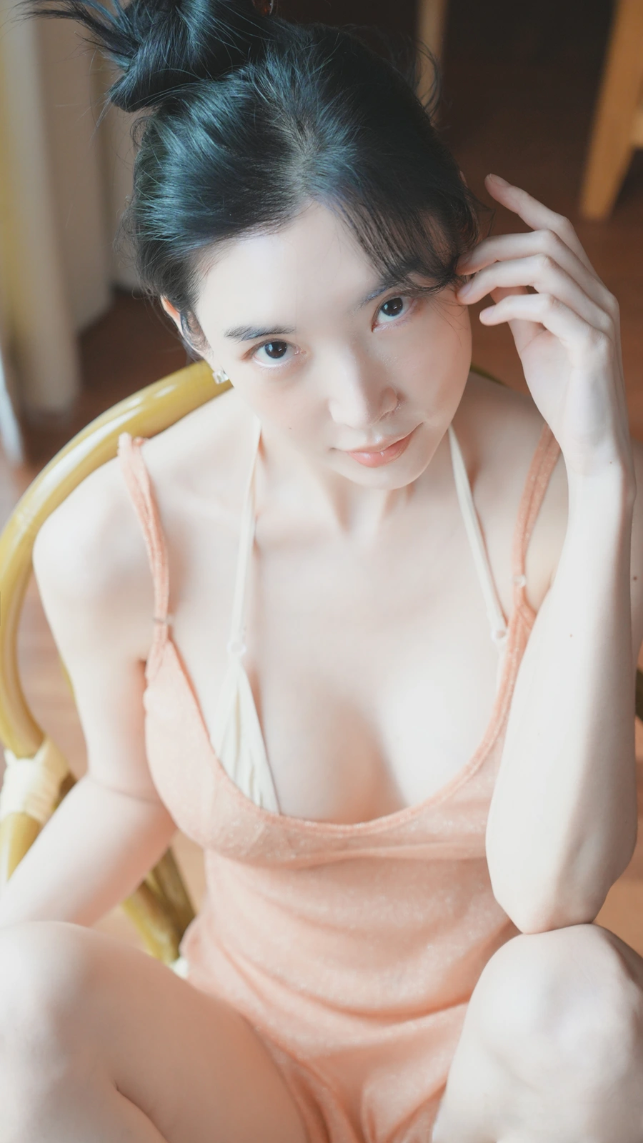 Leezy 이지 – Patreon 2025.01 Photobook - P8