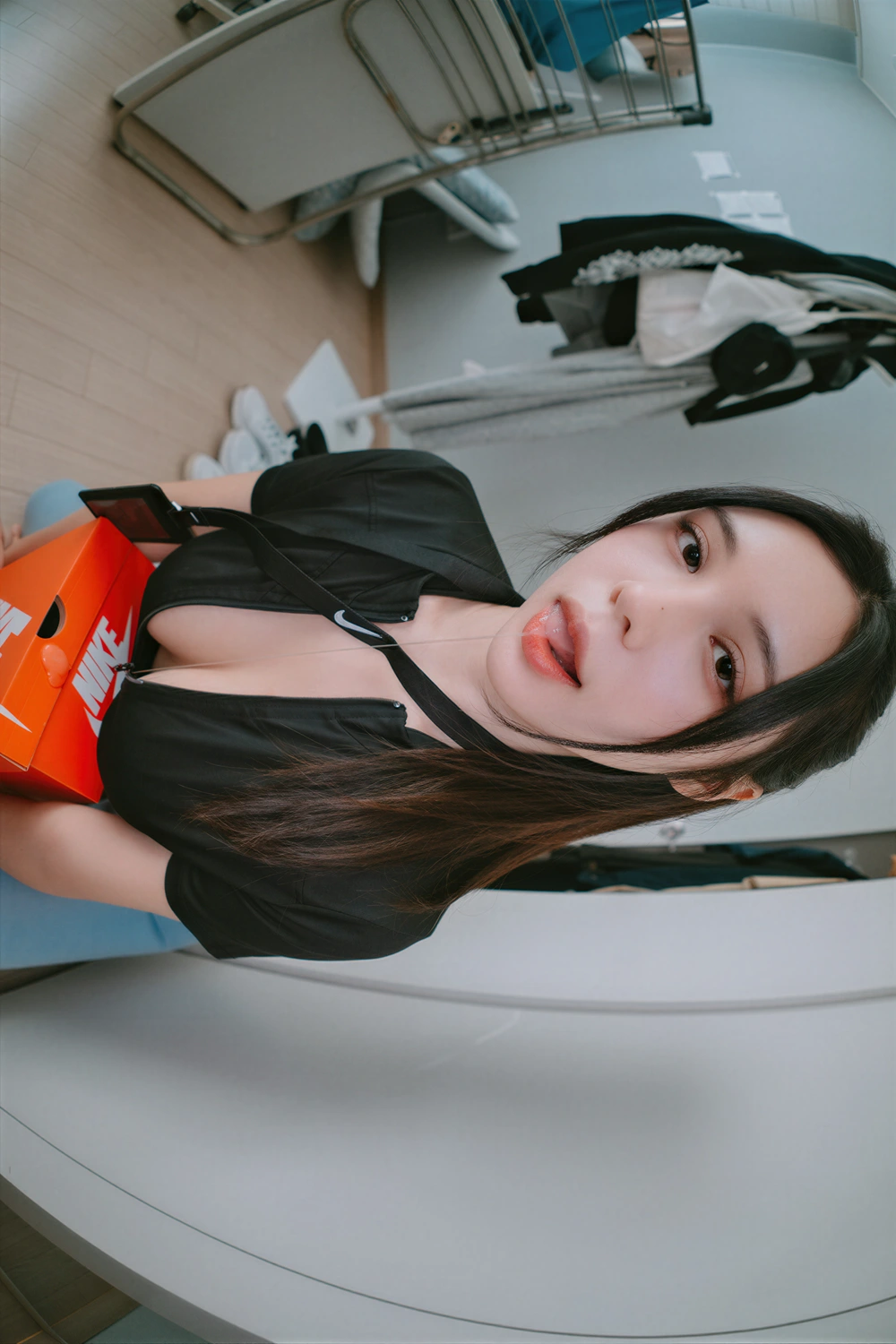 Seoahn 서안 – DJAWA 「What’s Your Size」 - P2