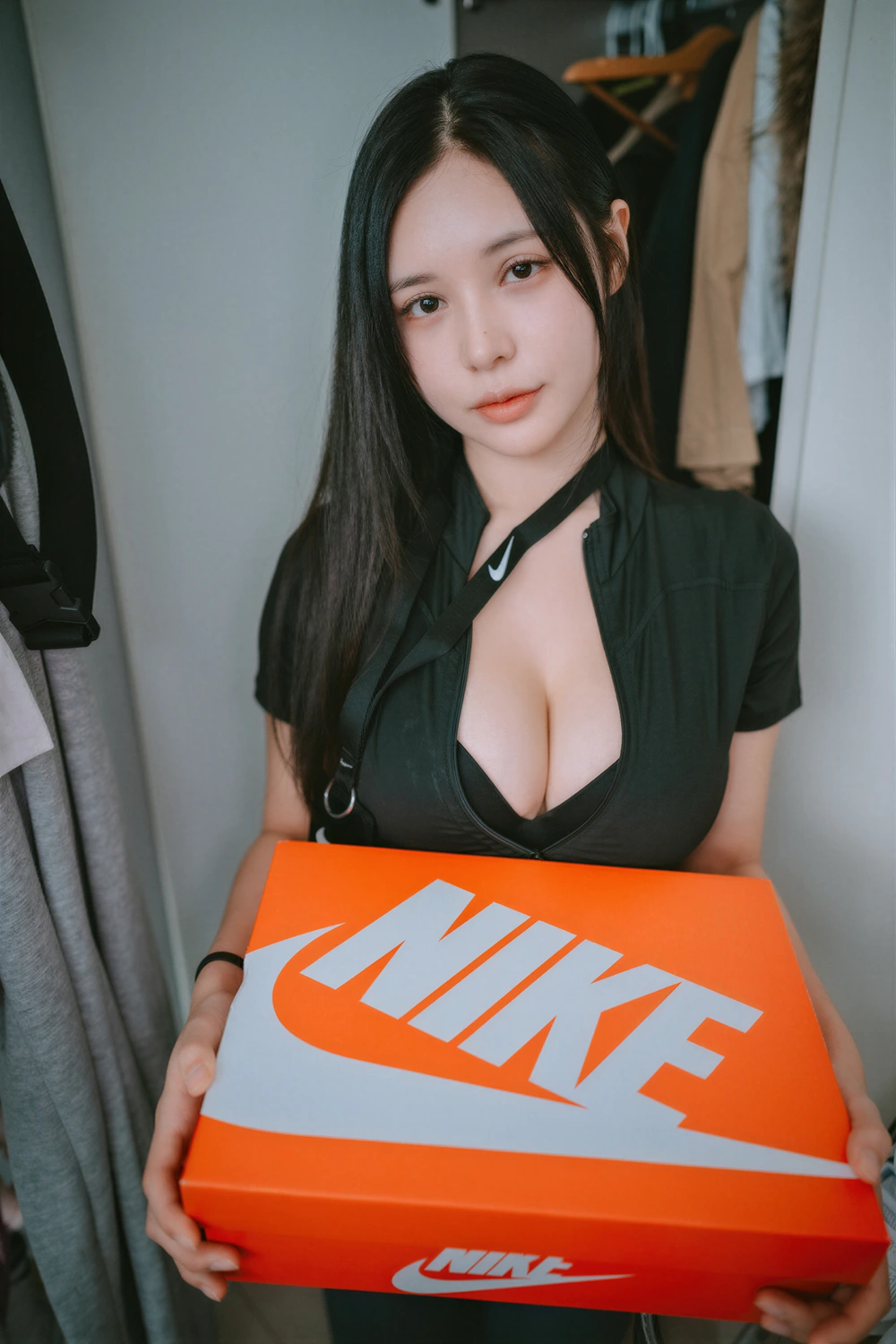 Seoahn 서안 – DJAWA 「What’s Your Size」 - P6