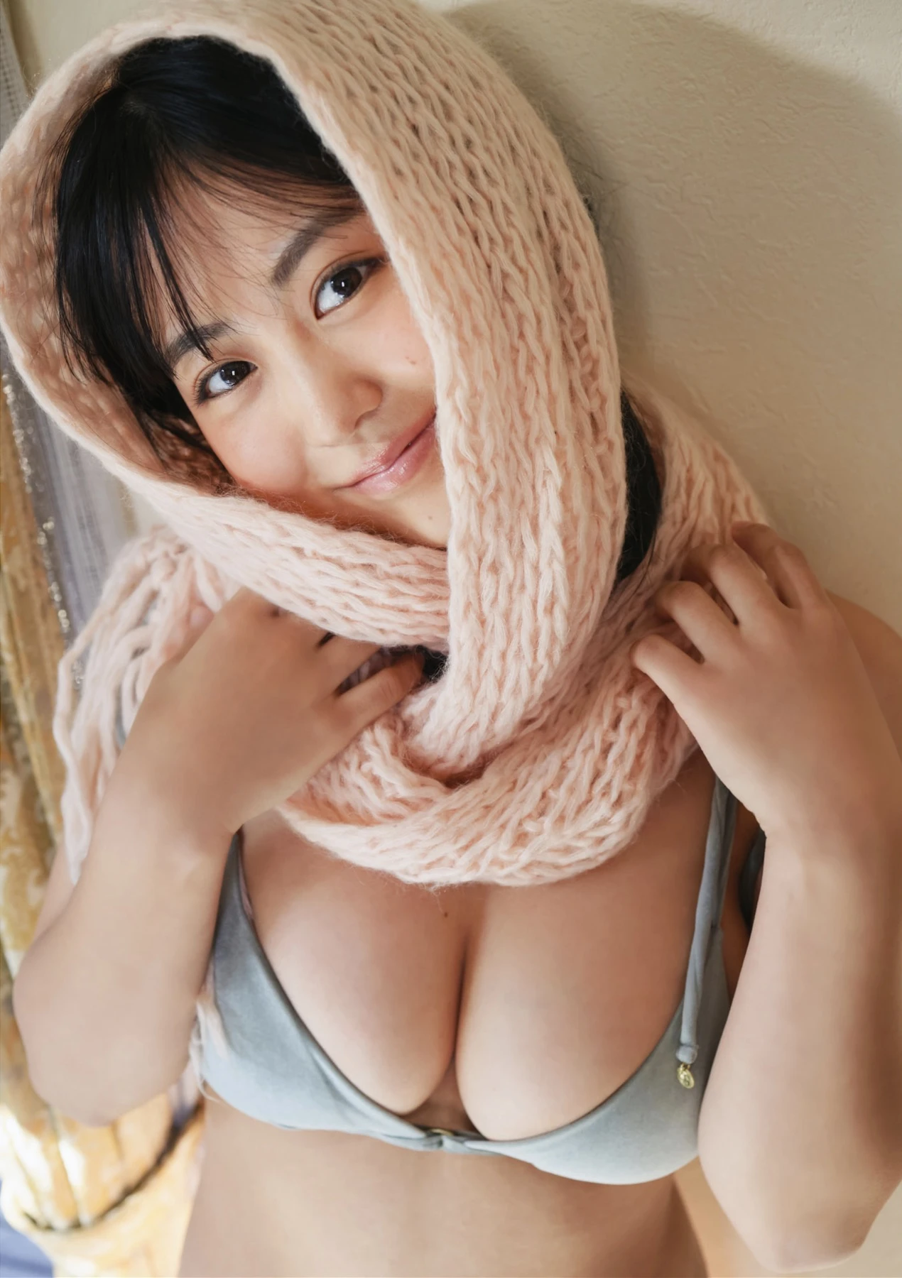 Ririka Fukui 福井梨莉華, BRODYデジタル写真集 「りりか、二十歳、冬」 - P56