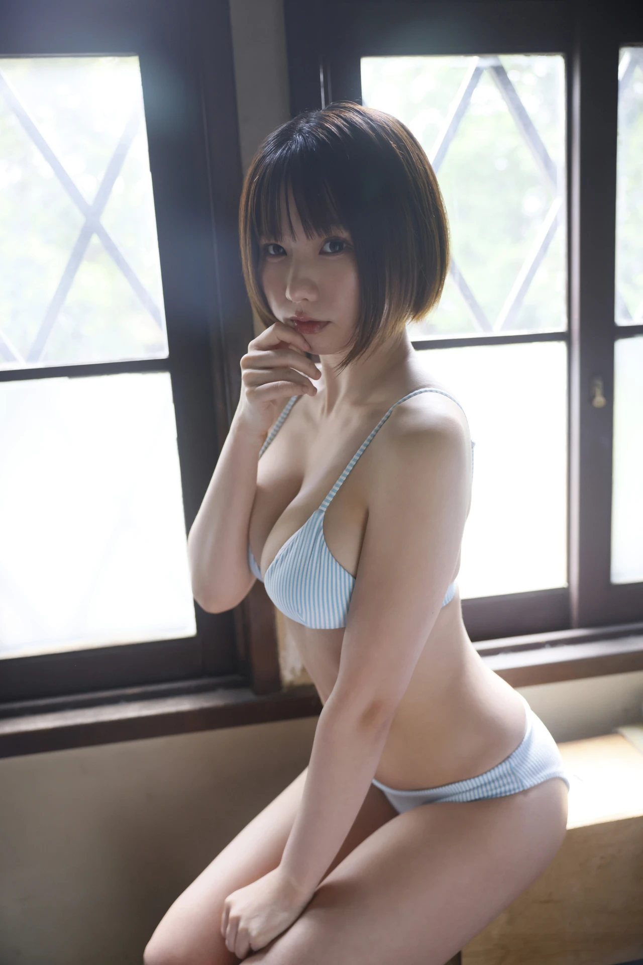 Enako えなこ, ヤングガンガンデジタル限定写真集 「くぎ付け」 - P31