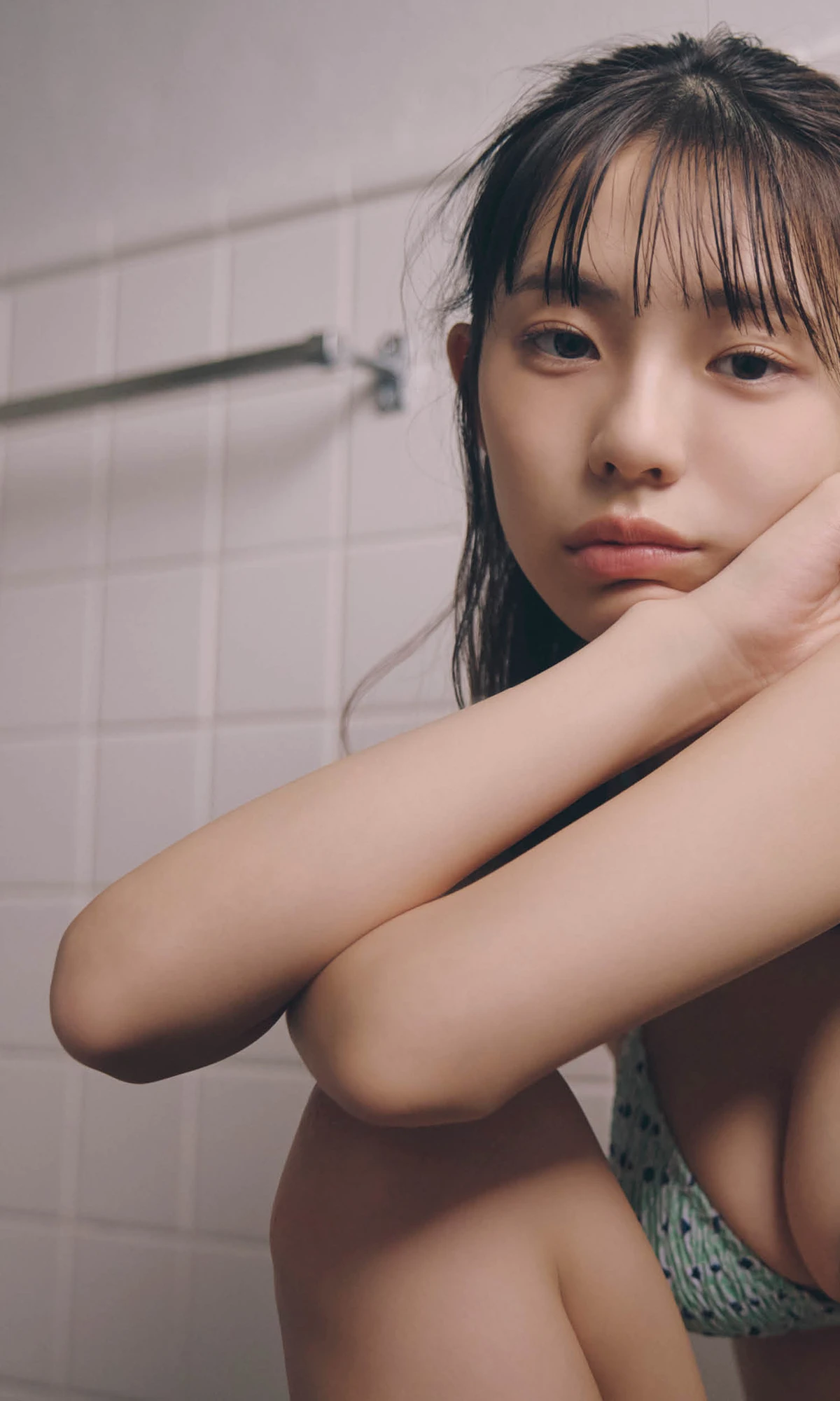Hina Kikuchi 菊地姫奈, 写真集 「夢は終わらない」 - P105