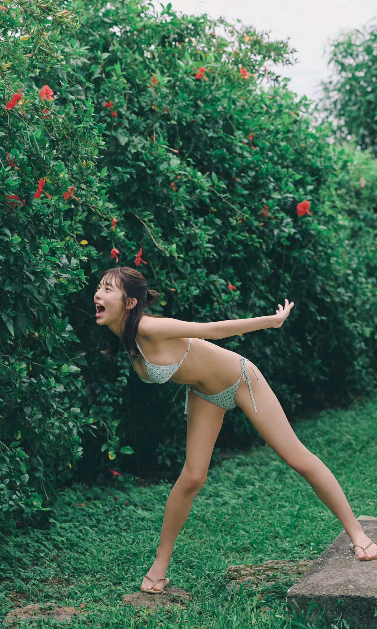 Hina Kikuchi 菊地姫奈, 写真集 「夢は終わらない」 - P90