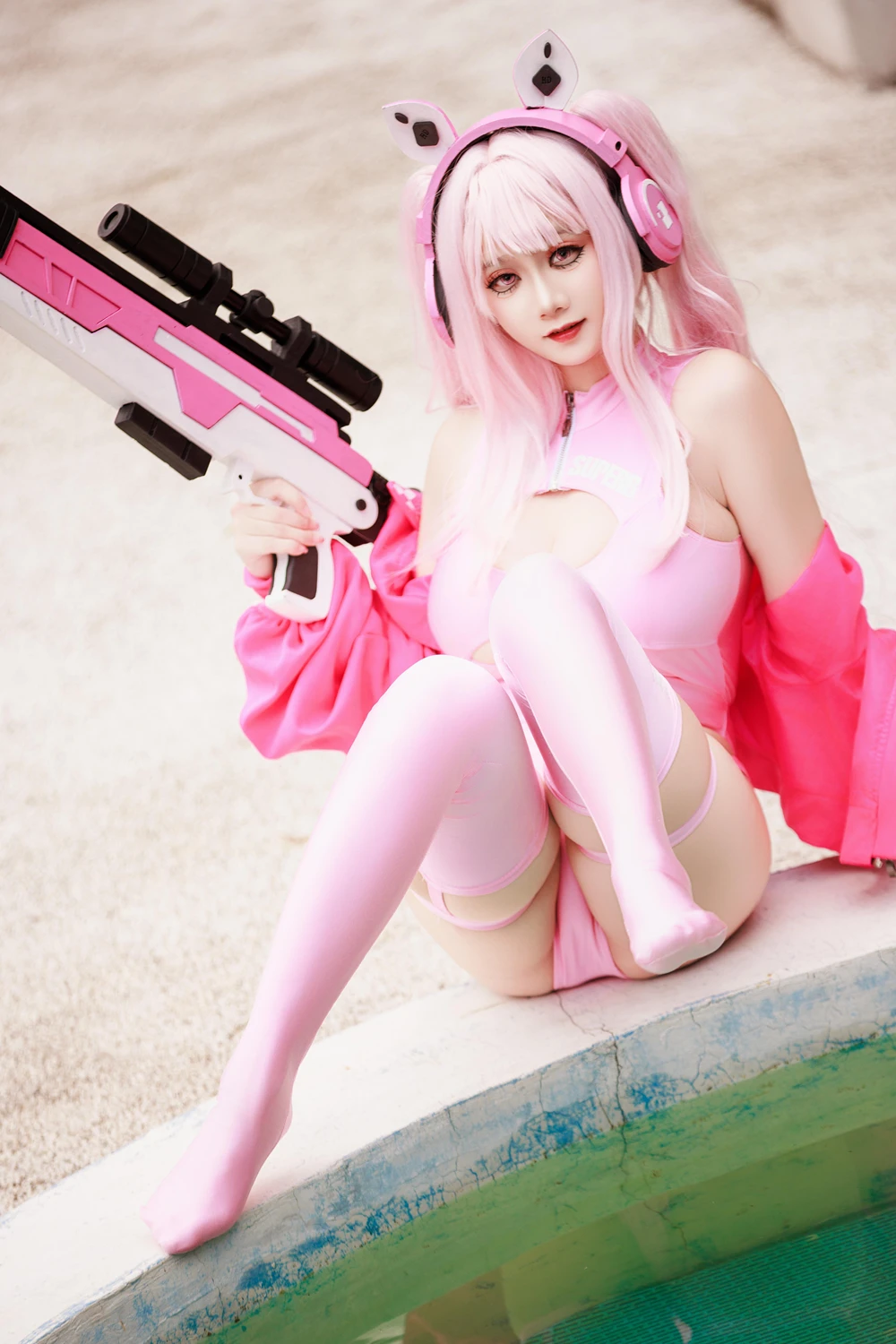 Cosplay 阿雪雪 – 爱丽丝泳装 - P13