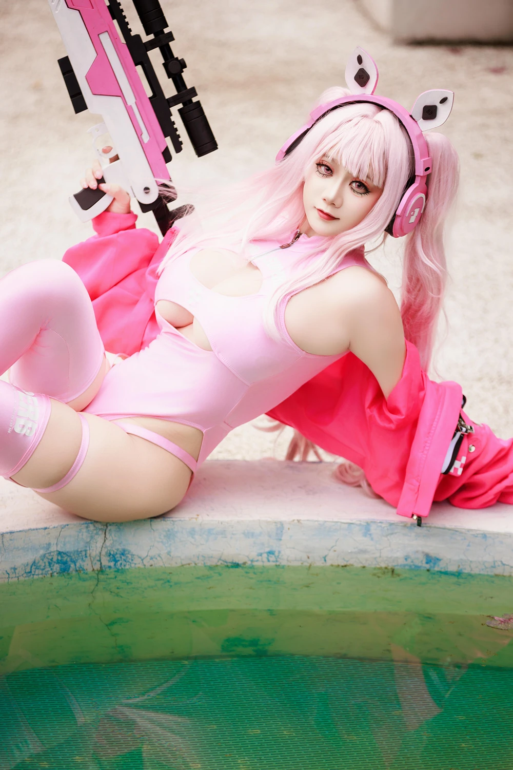 Cosplay 阿雪雪 – 爱丽丝泳装 - P14