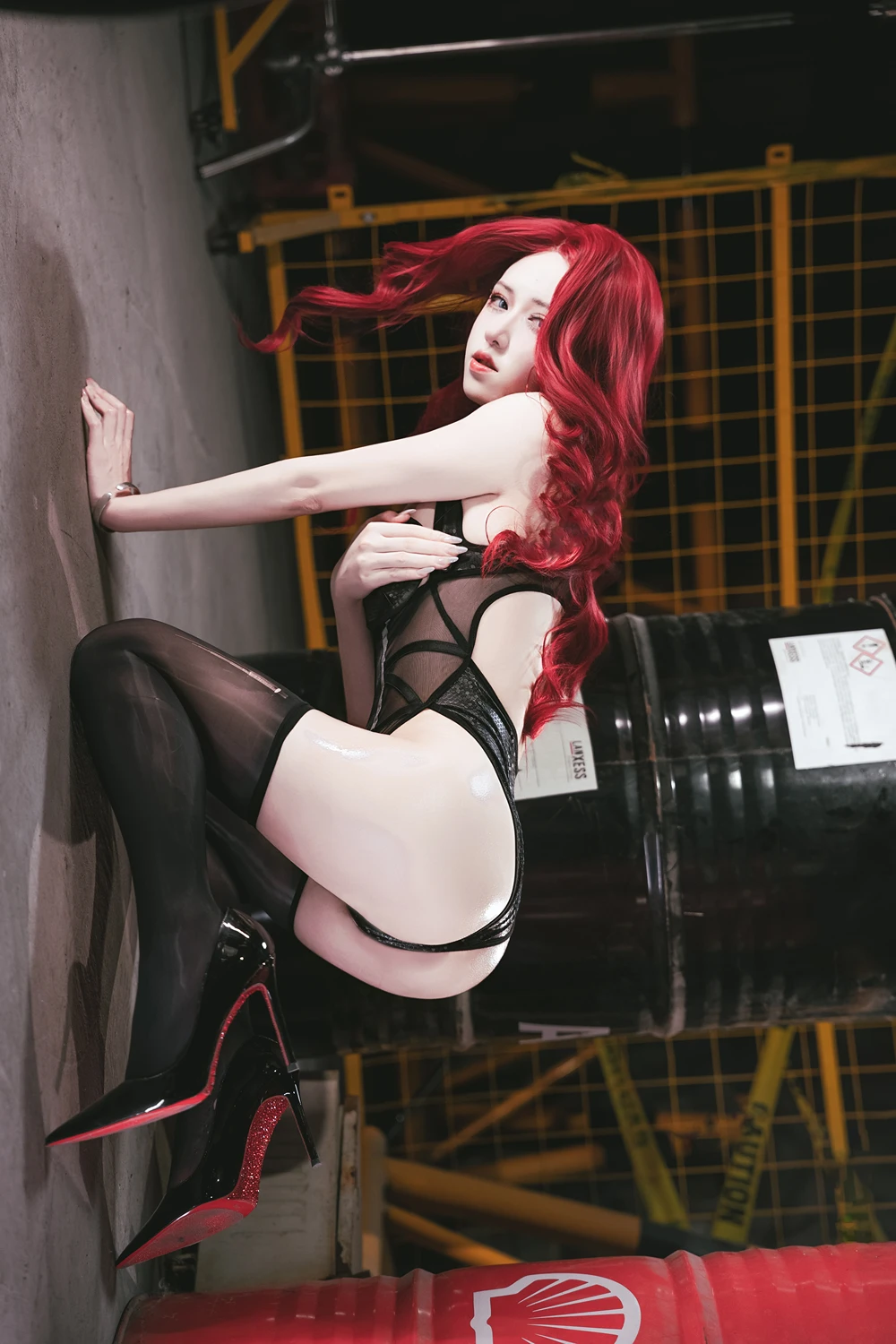Cosplay 双木扶苏 – 明日方舟 史尔特尔·得体社战术风 - P29