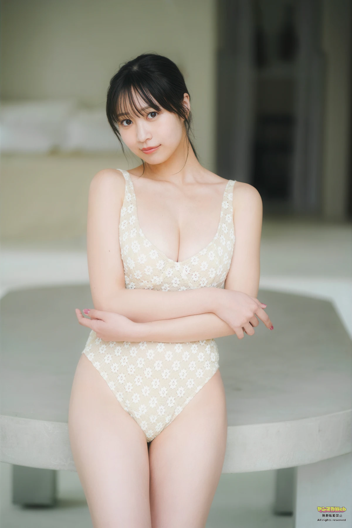 本田あやね・溝端葵, Gekkan Young Magazine 2026 No.05 (月刊ヤングマガジン 2026年5号) - P23