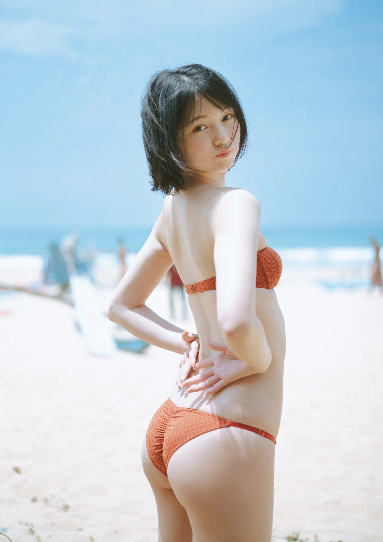 Fuuka Kumazawa 熊澤風花, 2nd写真集 『小さくて大切なもの』 - P12