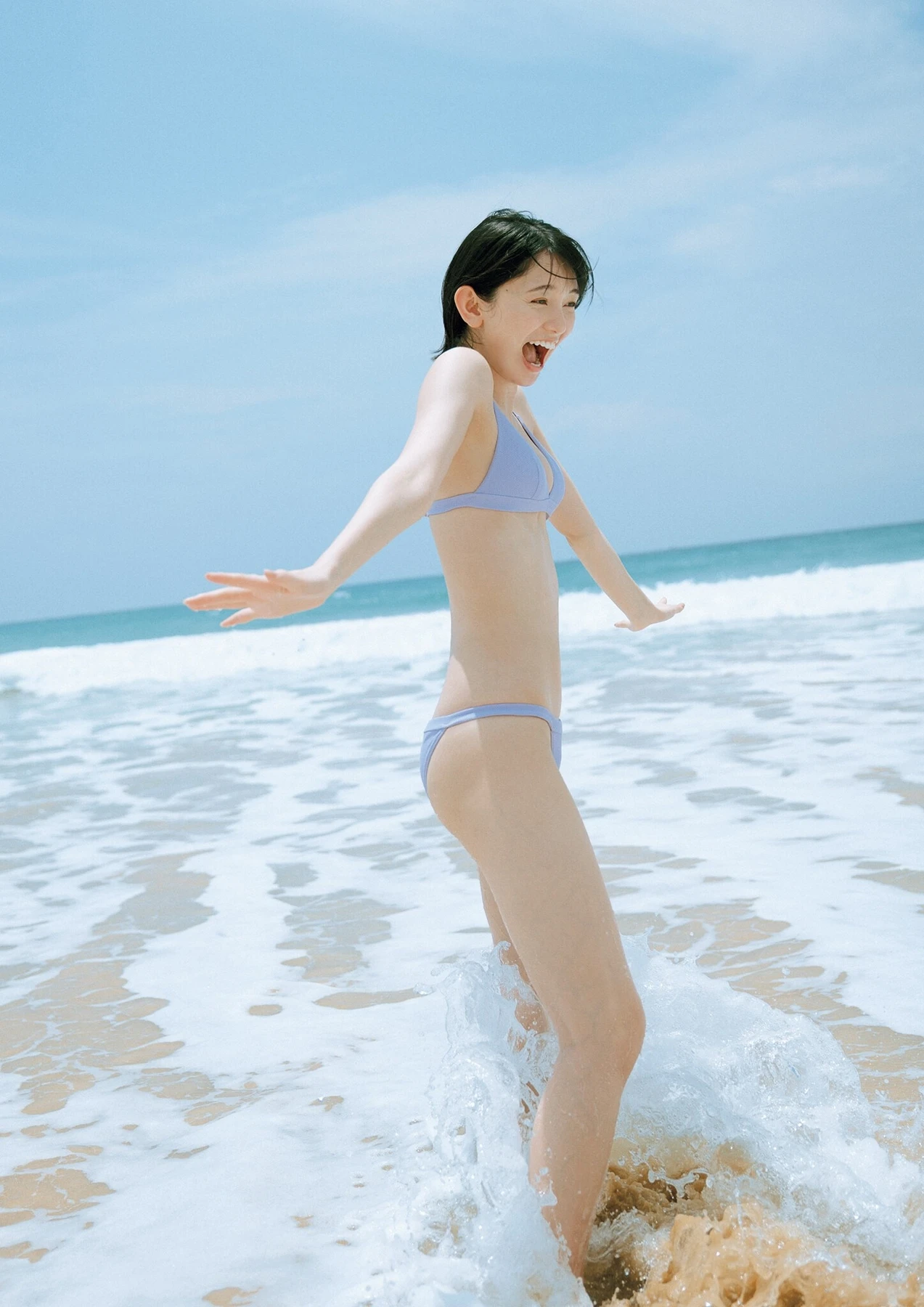 Fuuka Kumazawa 熊澤風花, 2nd写真集 『小さくて大切なもの』 - P23