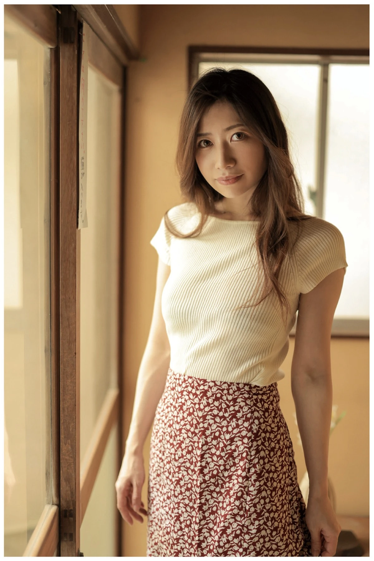 Manami Oura 大浦真奈美, ヌード写真集 「Nostalgia 回顧」 - P9