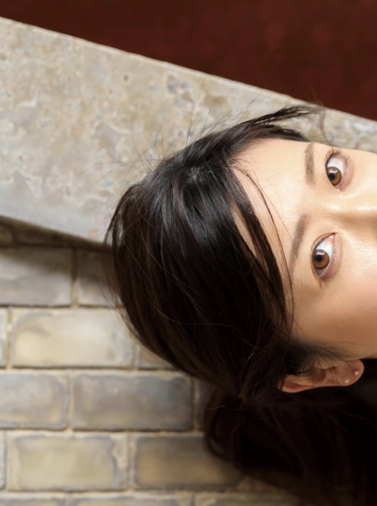 Manami Oura 大浦真奈美, ヌード写真集 「Nostalgia 回顧」 - P80