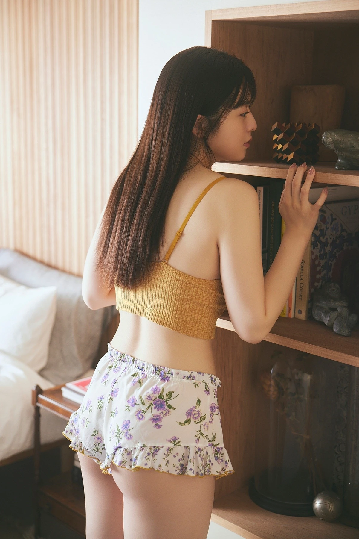 Yumena Nishino 西野夢菜, 写真集 「透明感、100パーセント。」 - P14