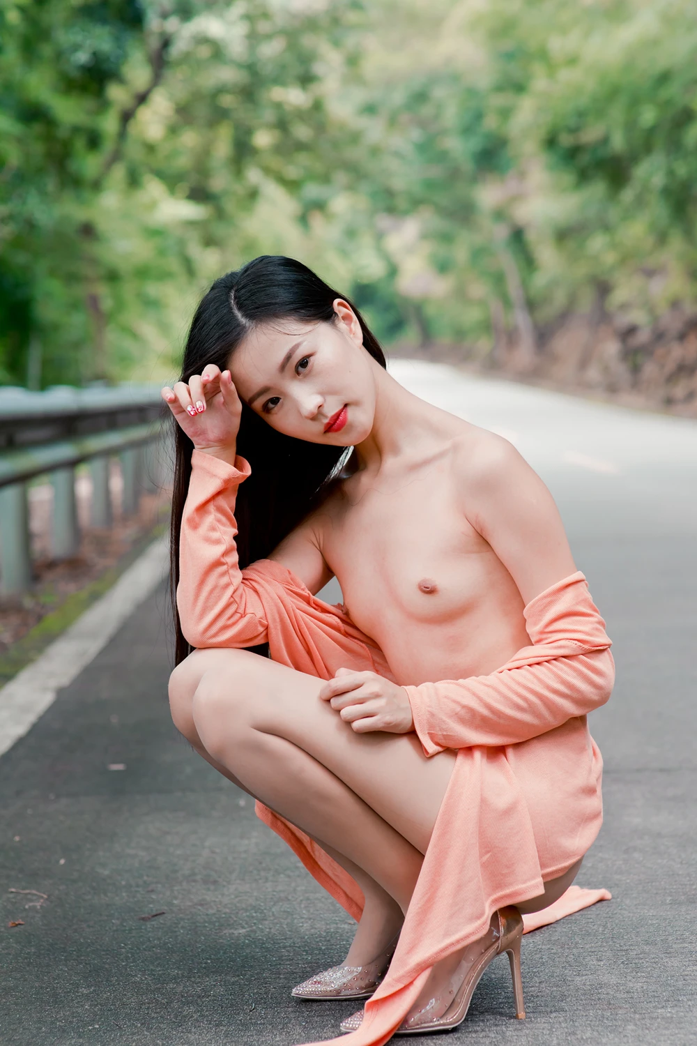 杨子嫣 – 户外女神的丝袜秀 - P56