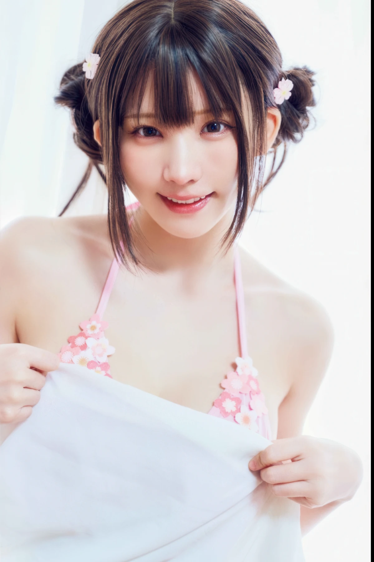 Enako えなこ – Ikumi いくみ, Young Animal 2026 No.09-10 (ヤングアニマル 2026年9-10号) - P32