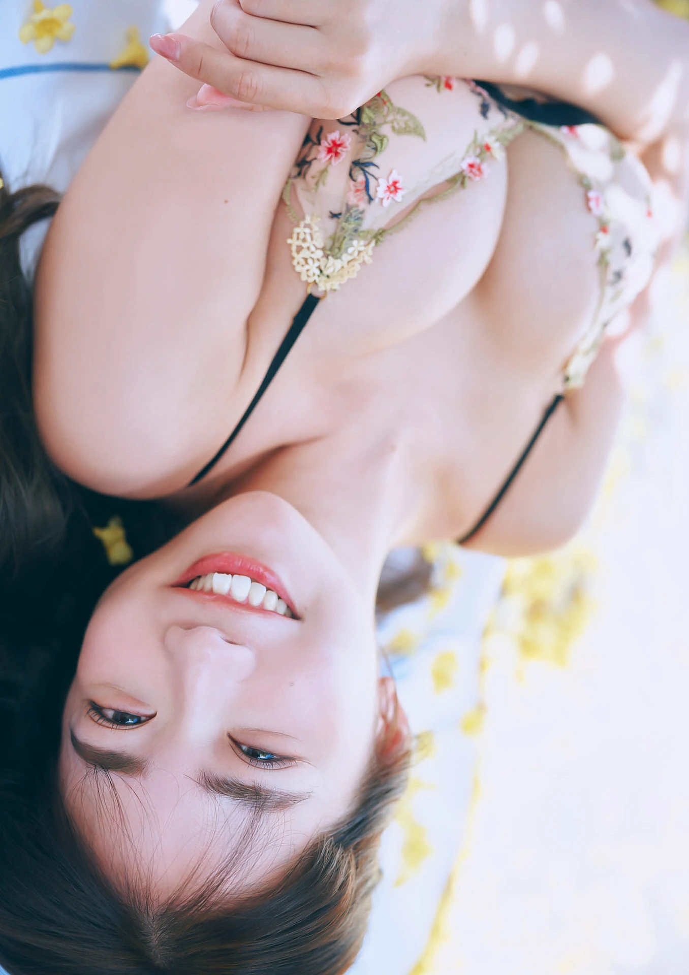 Kisumi Amau 天羽希純, デジタル写真集 「Sweet Nothings」 - P45