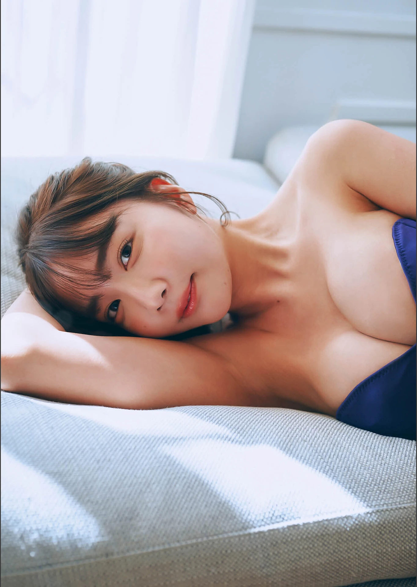 Kisumi Amau 天羽希純, デジタル写真集 「Sweet Nothings」 - P48