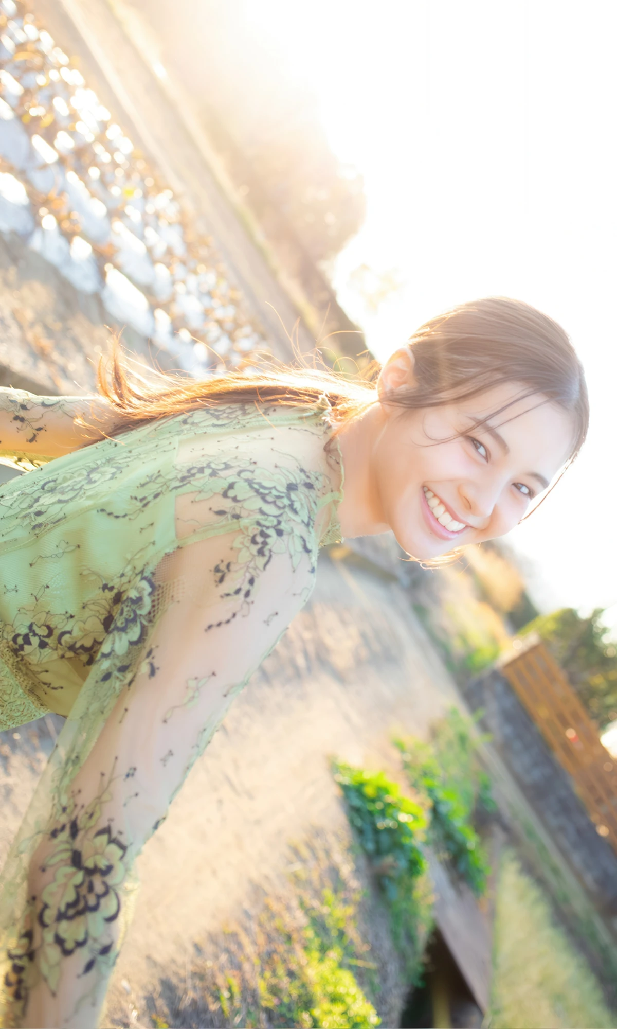 Hinata Homma 本間日陽, 写真集 「ピュアか、小悪魔か。」 - P6