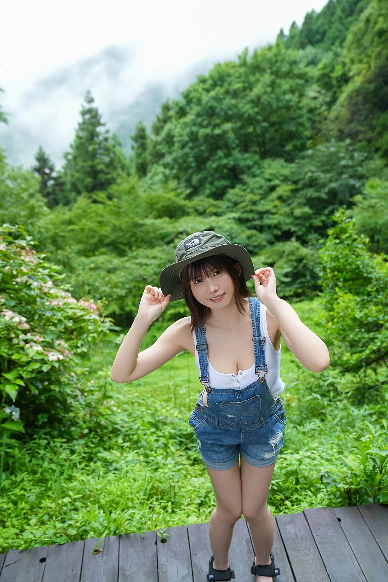 Enako えなこ, ヤングチャンピオンデジグラ 「えなこランド」 - P59